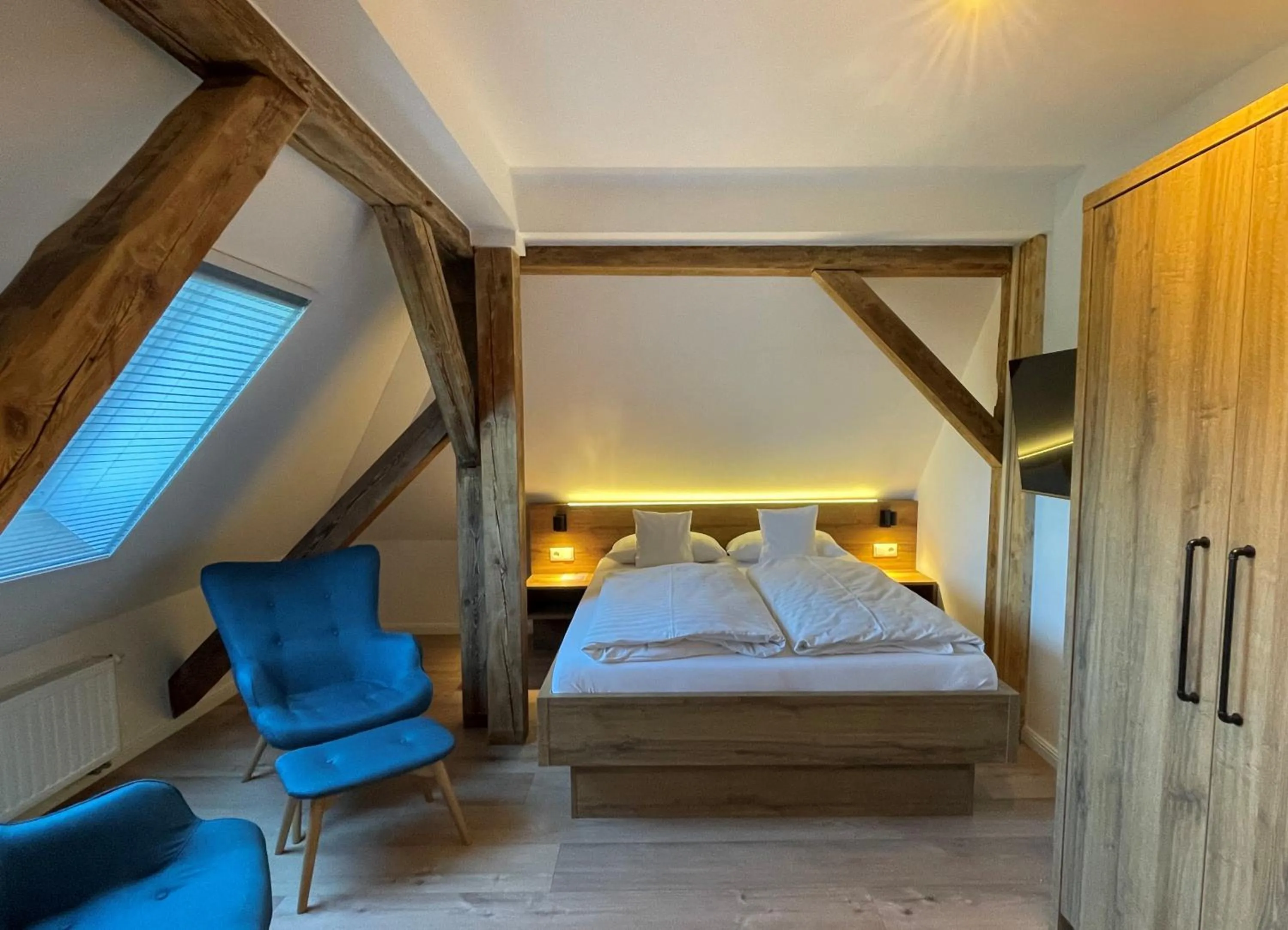 Photo of the whole room, Bed in Hotel Wasserschloss Mellenthin