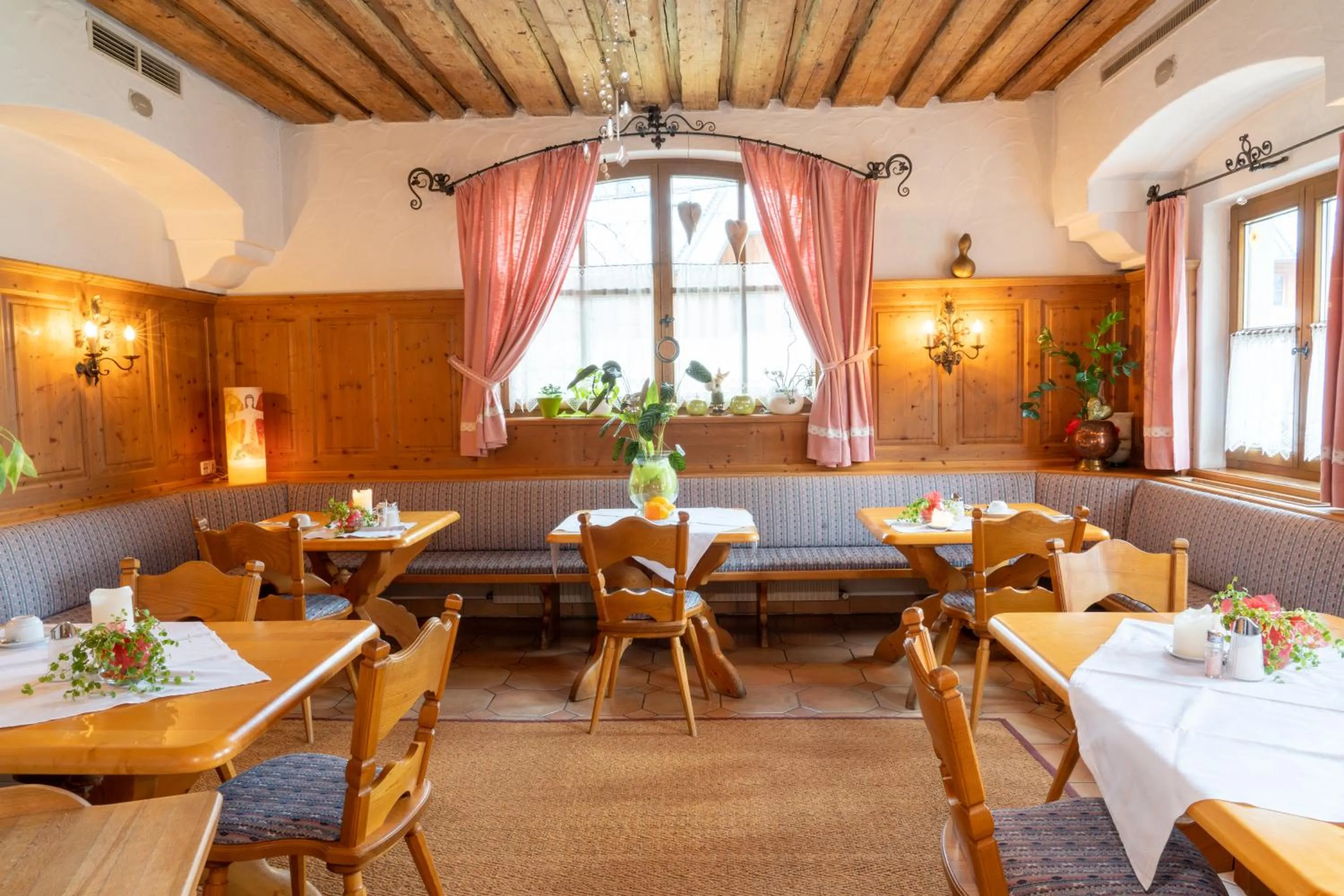 Restaurant/Places to Eat in die UnterbergerIn