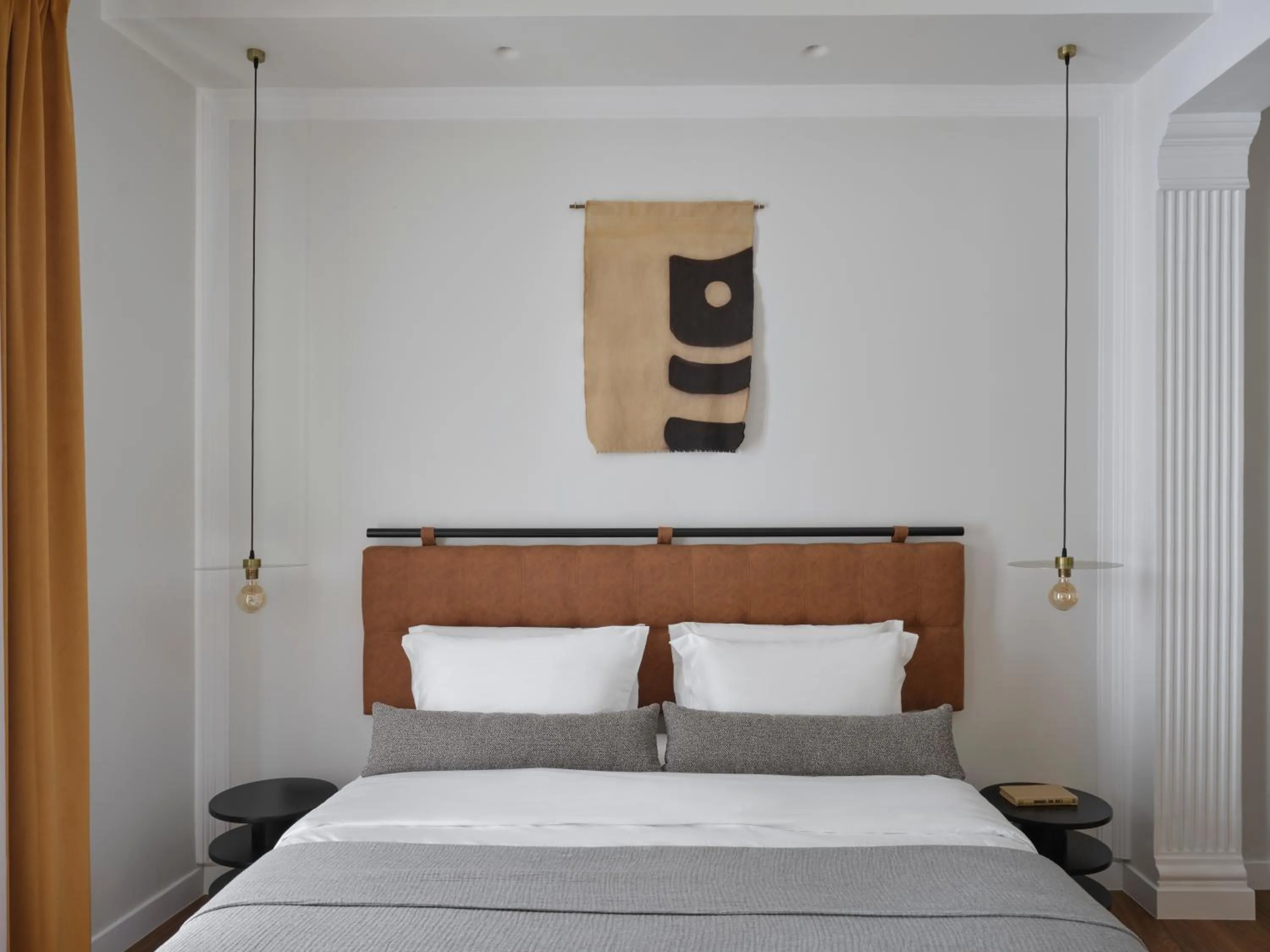 Bed in Athens Diamond Plus