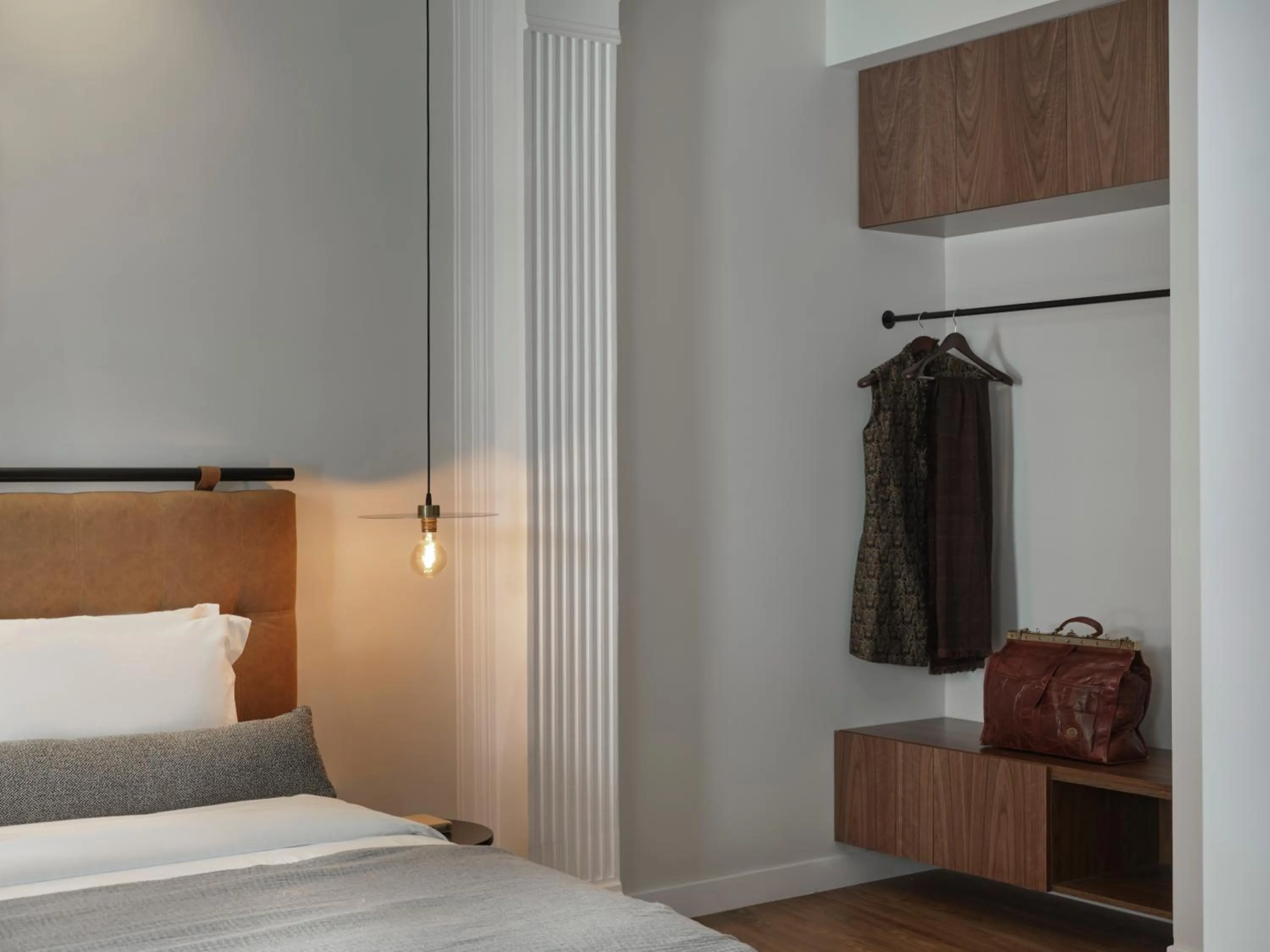 Bed in Athens Diamond Plus