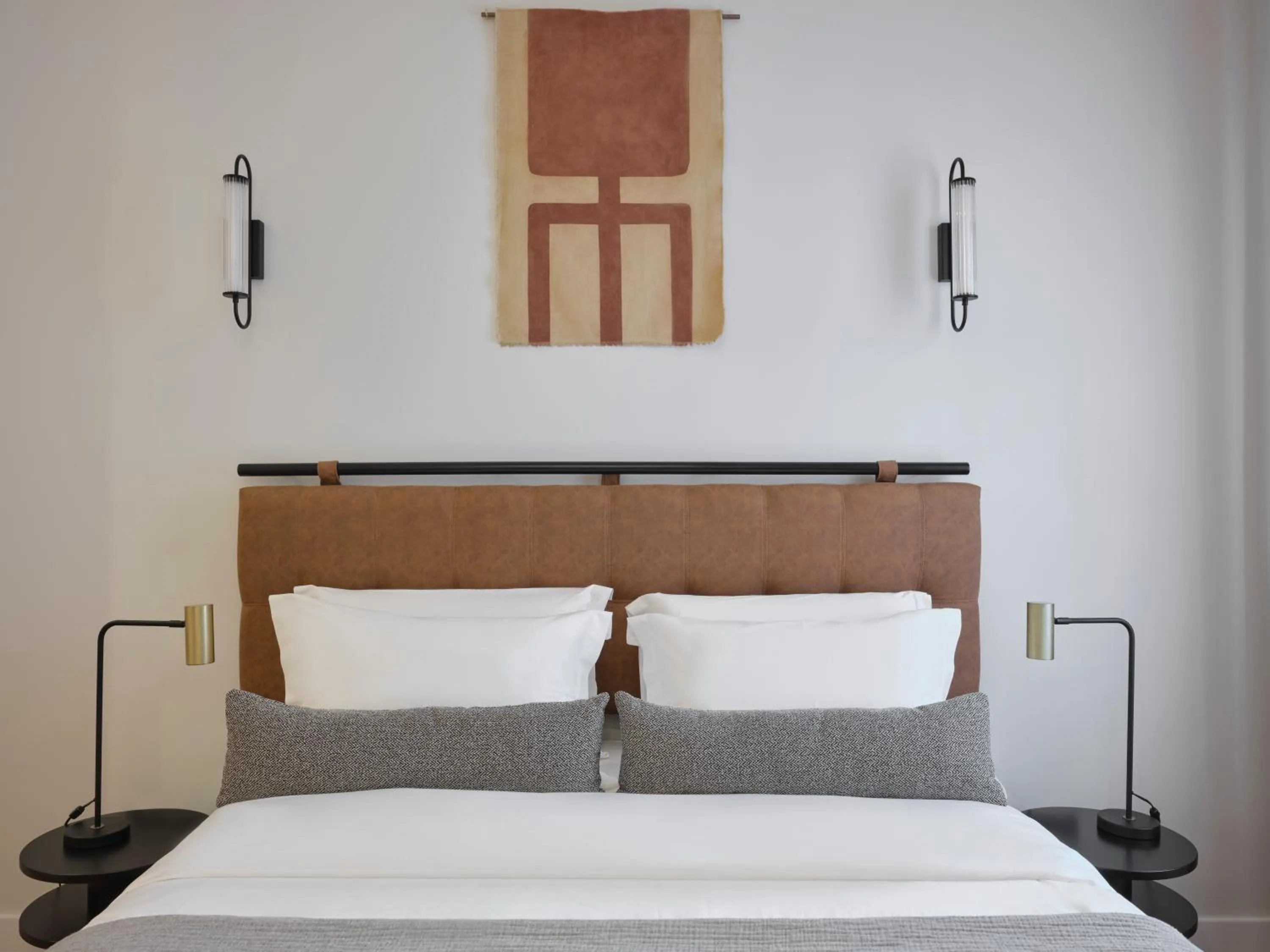 Bed in Athens Diamond Plus