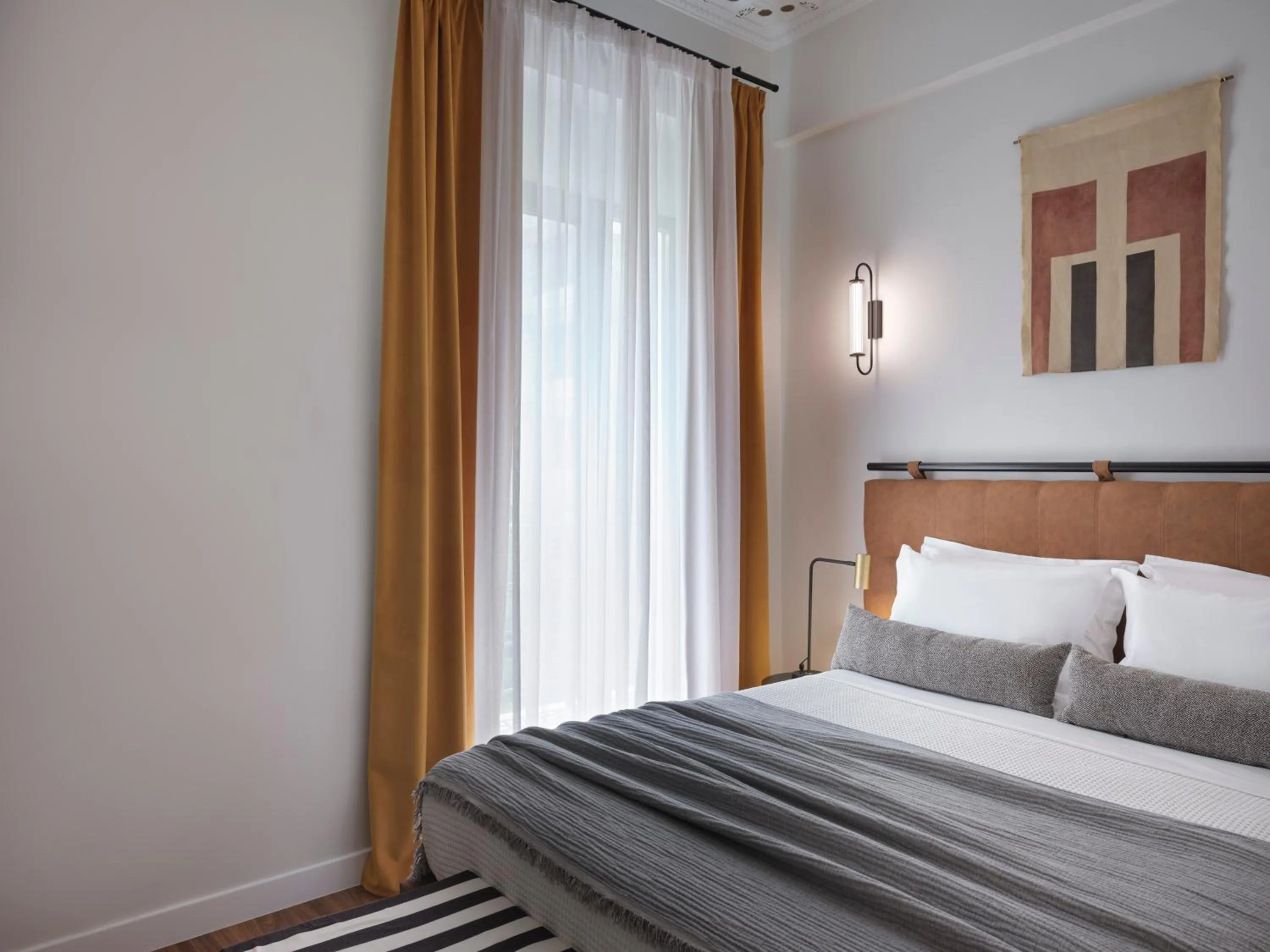 Bed in Athens Diamond Plus