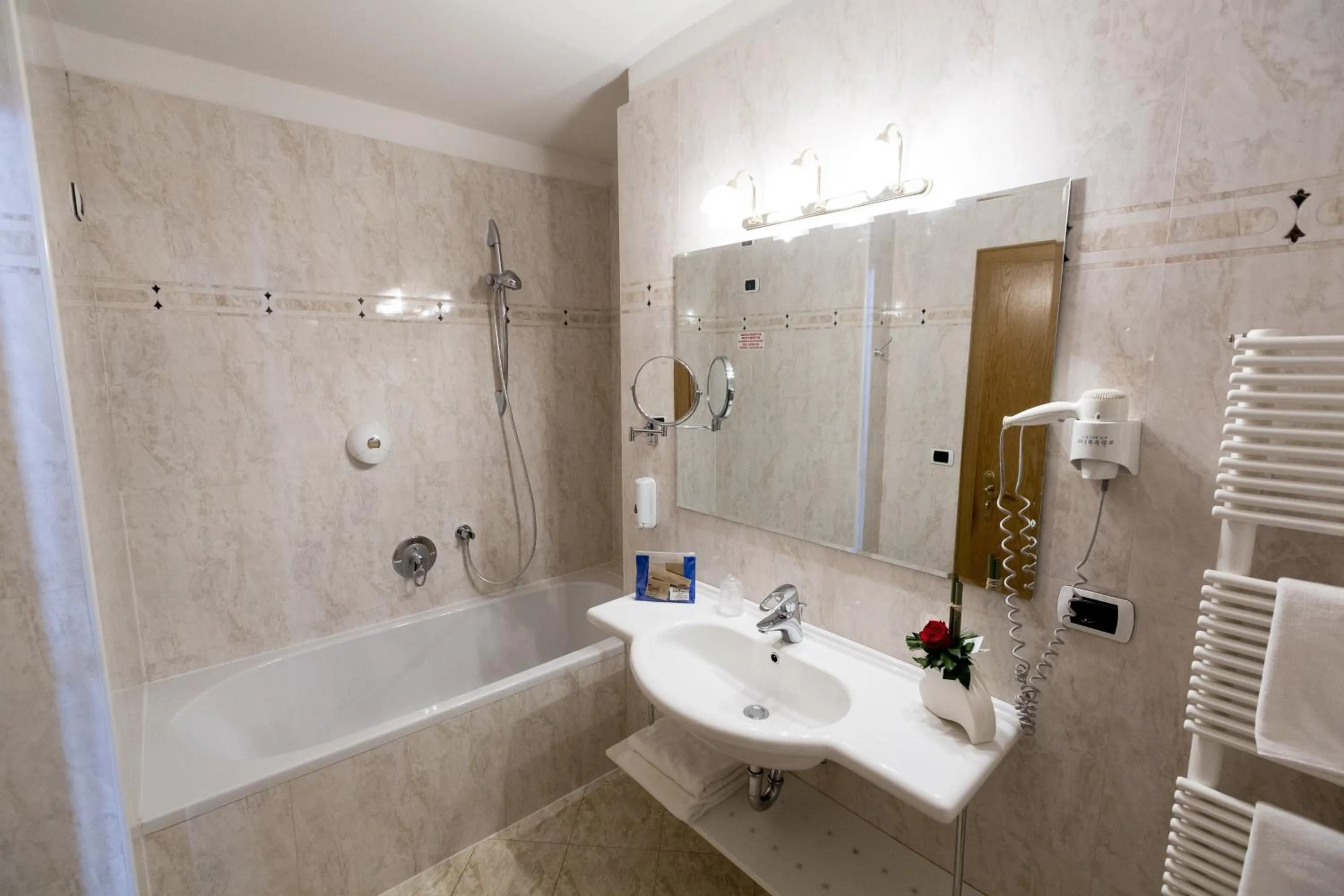 Shower in Diamant Spa Resort