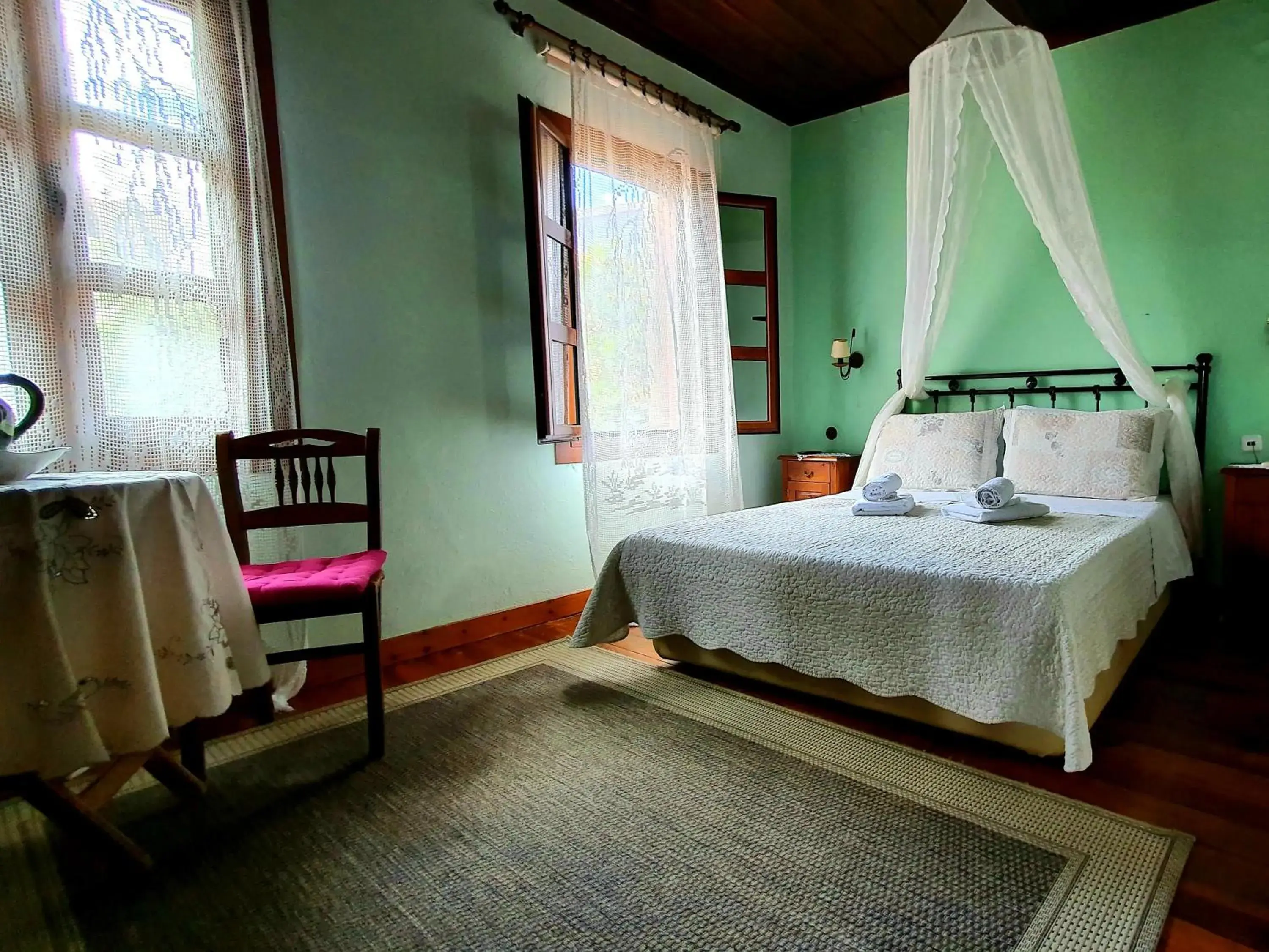 Double or Twin Room in Varosi Guesthouse Double or Twin Room in Varosi Guesthouse