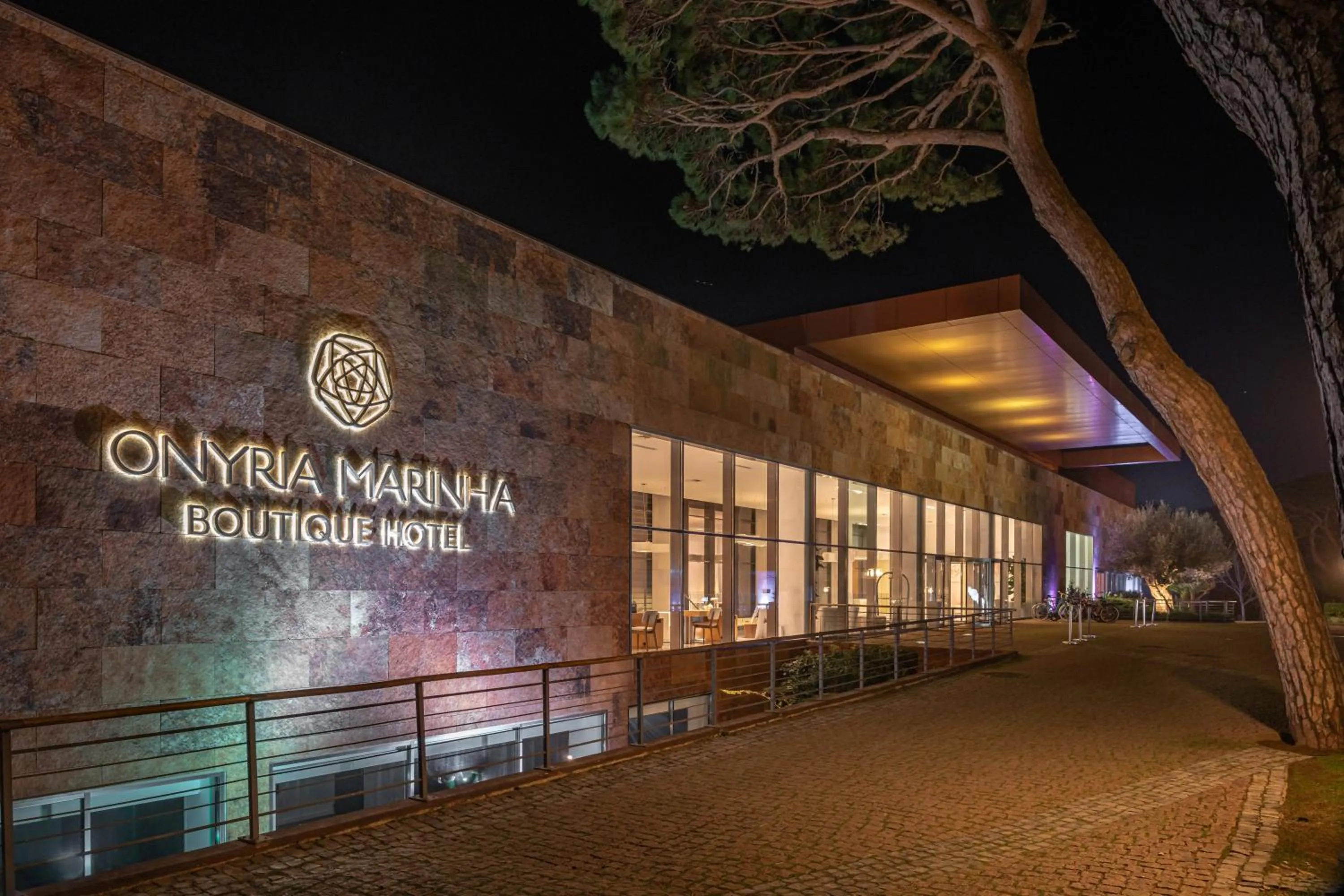 Night in Onyria Marinha Cascais, Vignette Collection by IHG