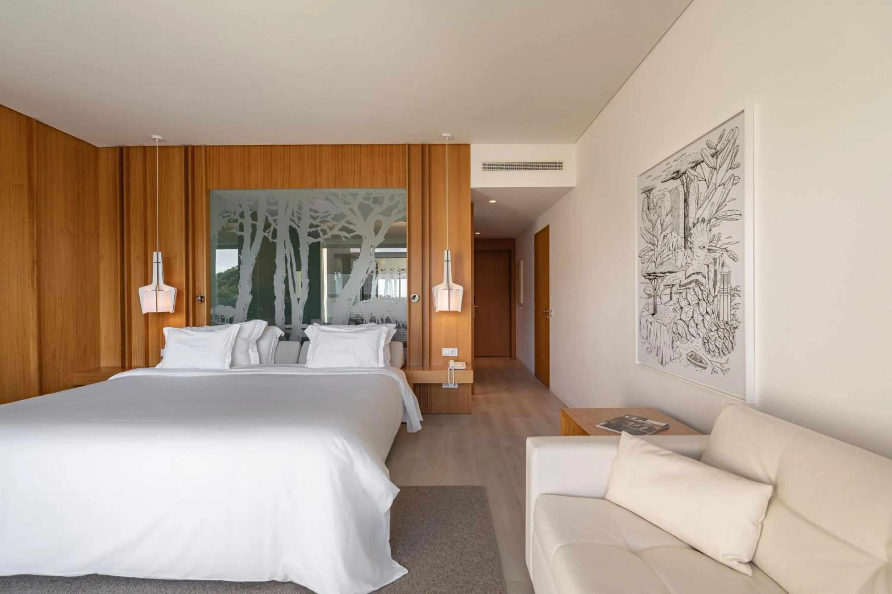 Photo of the whole room, Bed in Onyria Marinha Cascais, Vignette Collection by IHG