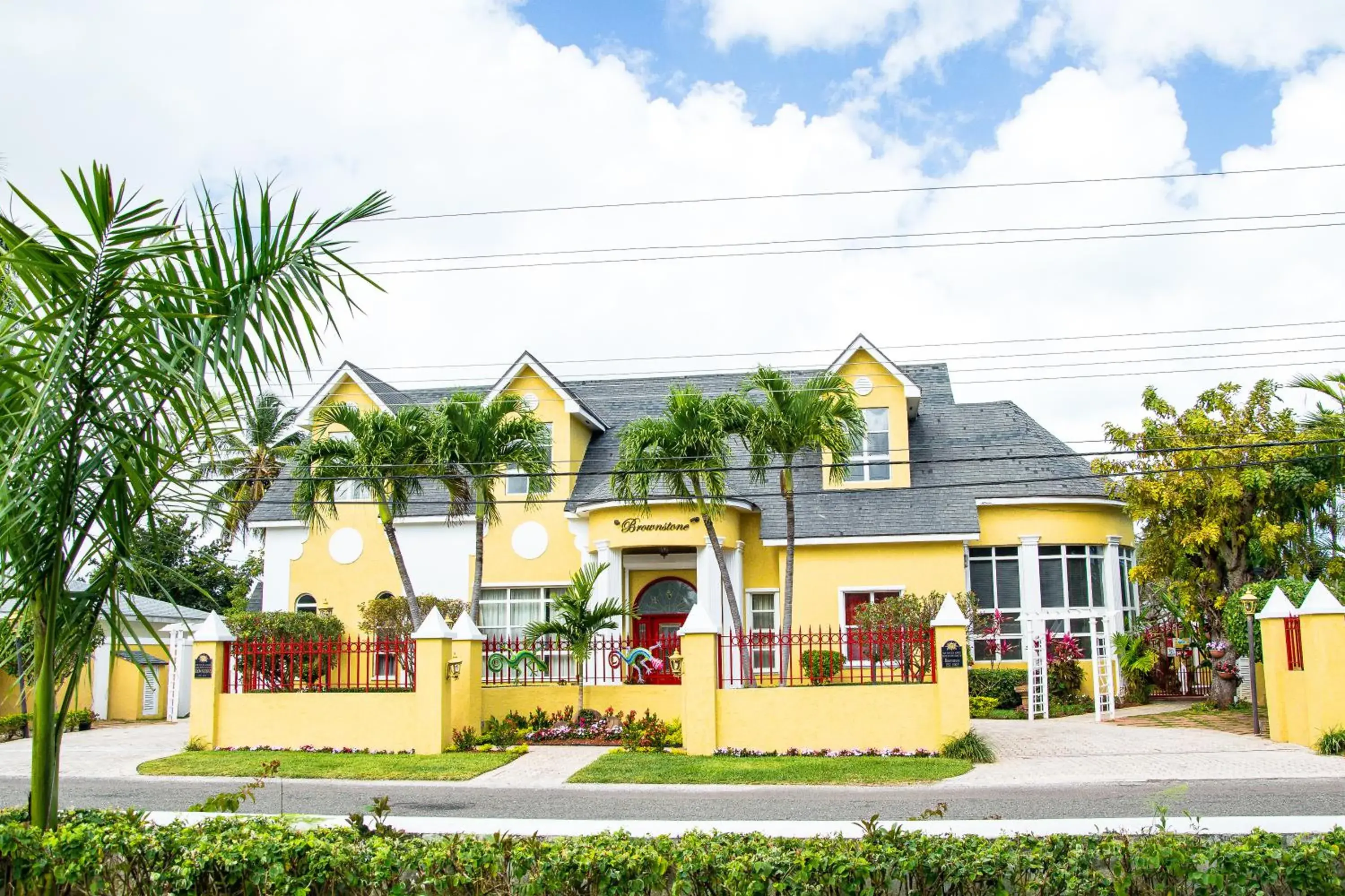 Brownstone Guesthouses Brownstone Guesthouses