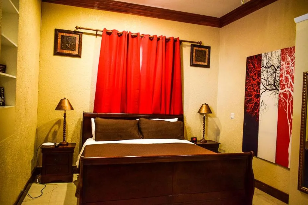 Bed in Brownstone Guesthouses