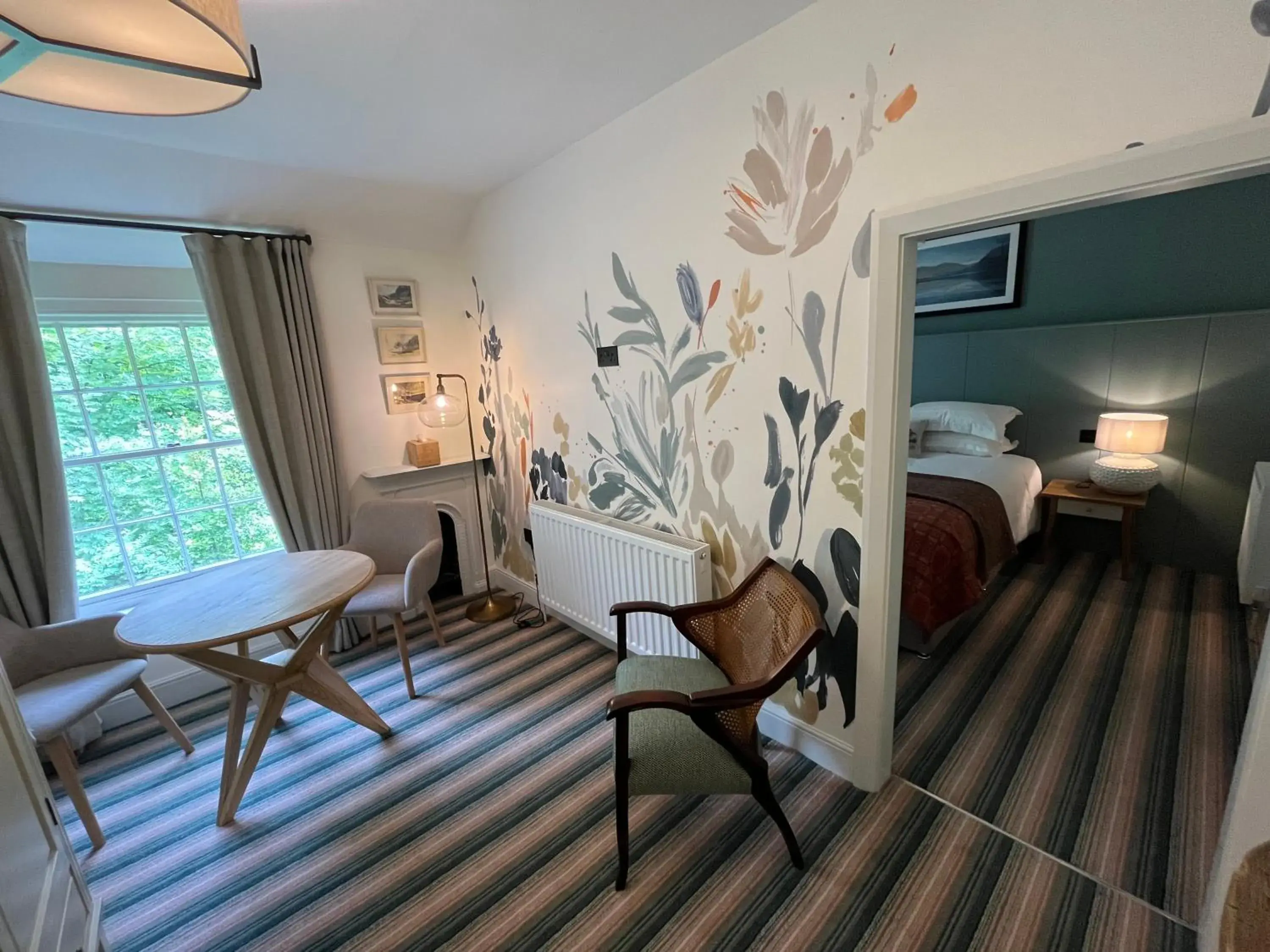 Bedroom, Bed in Royal Oak Hotel Bedroom, Bed in Royal Oak Hotel