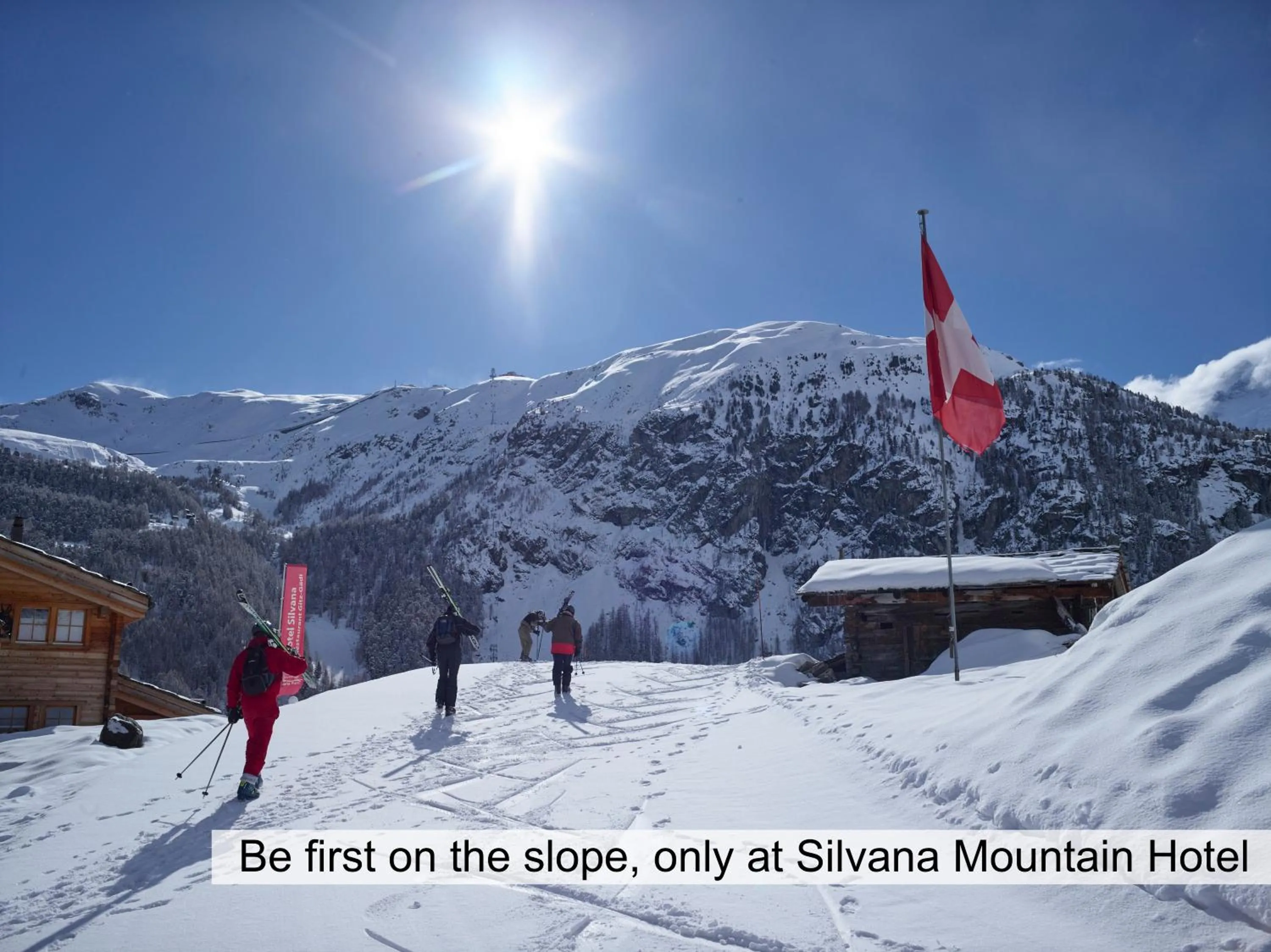 Skiing in Silvana Mountain Hotel