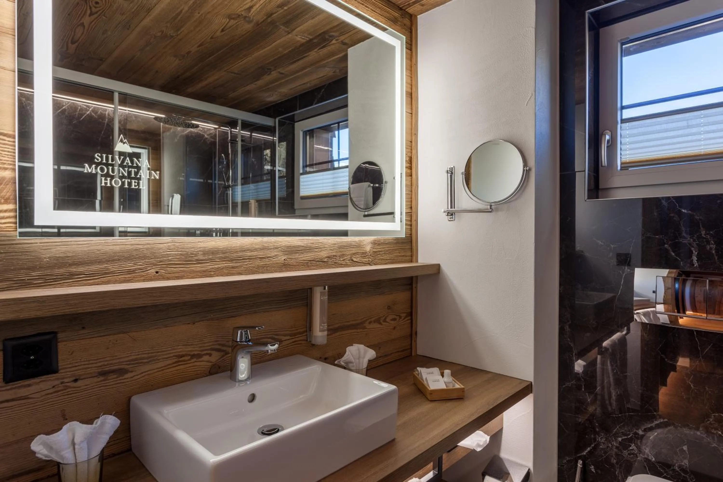 Bathroom in Silvana Mountain Hotel
