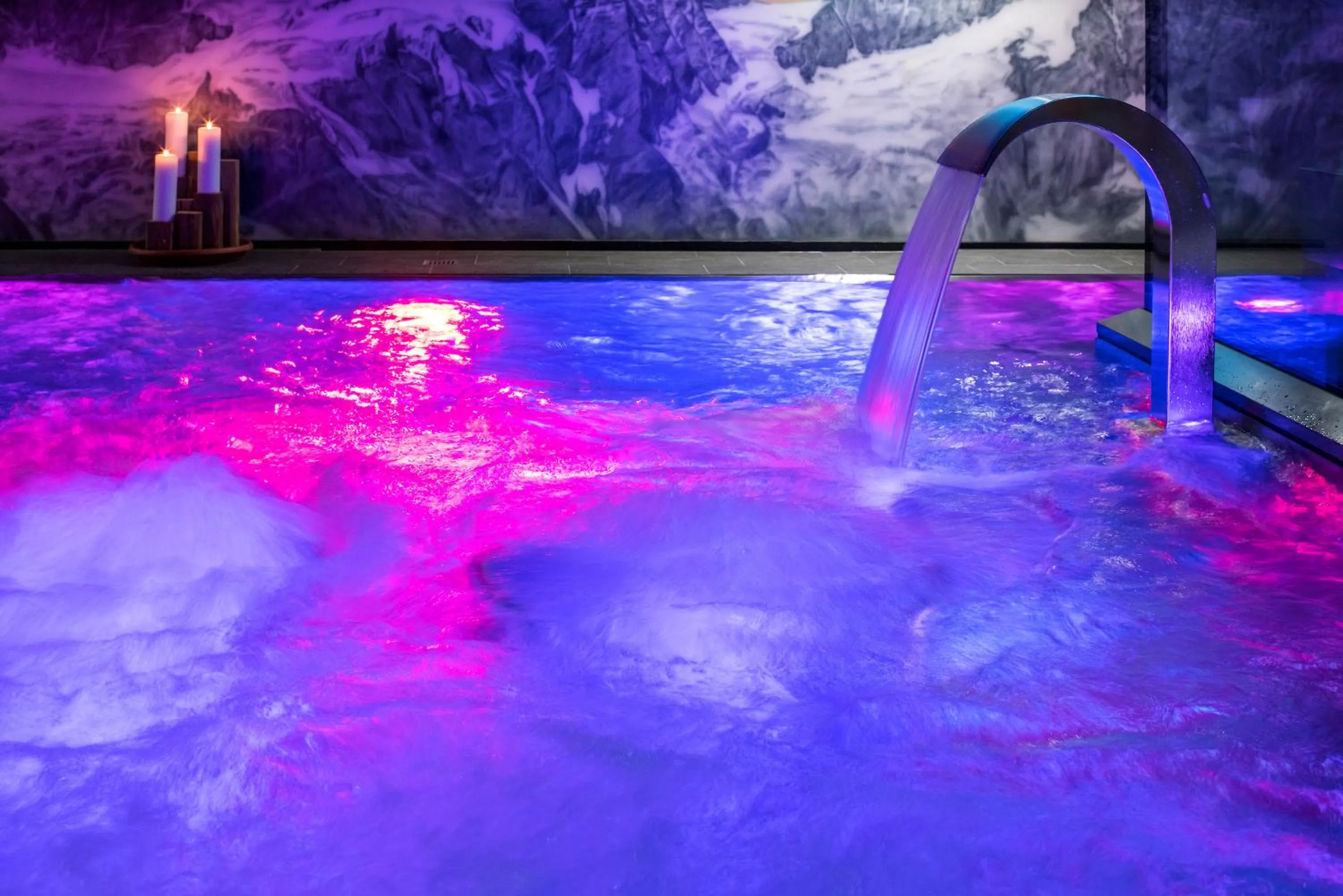 Swimming pool in Silvana Mountain Hotel