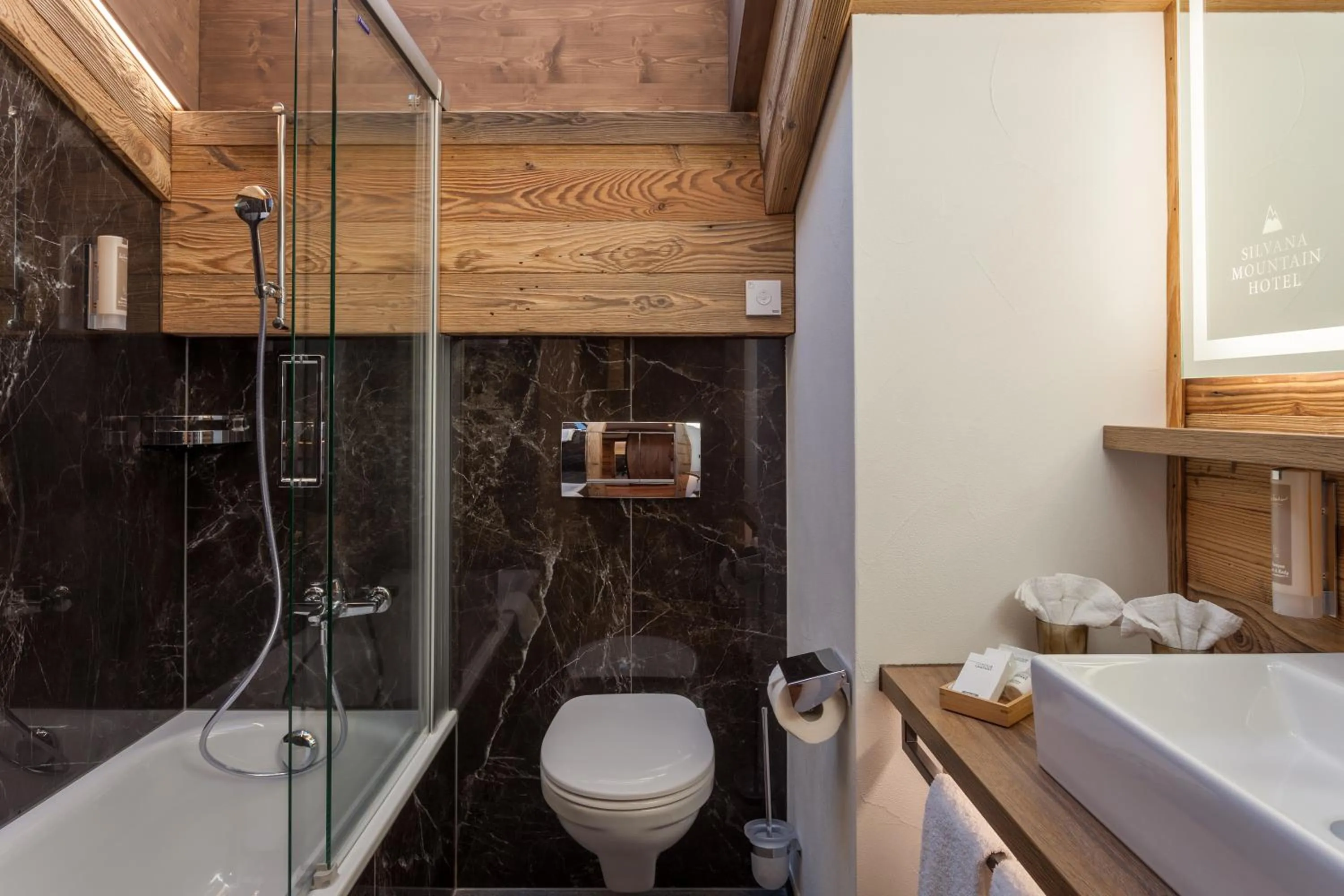 Bathroom in Silvana Mountain Hotel