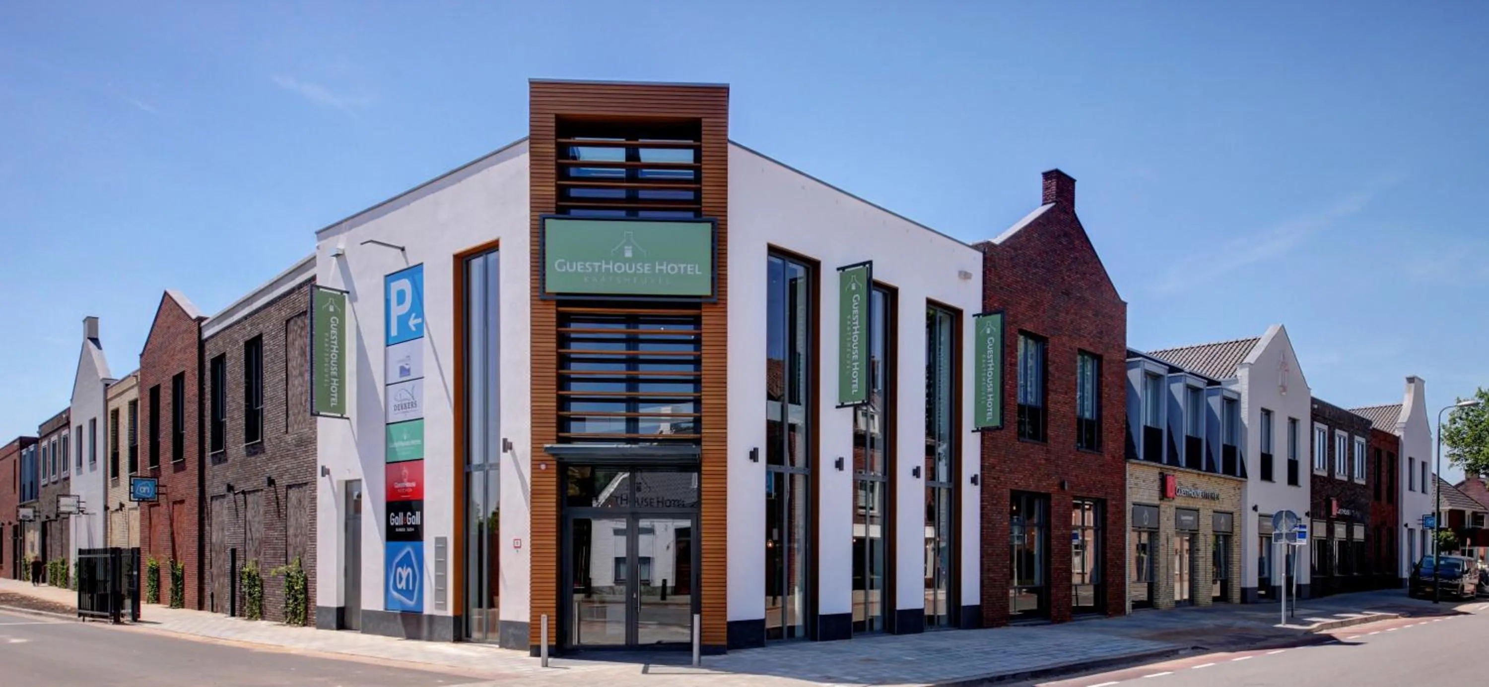 Property building in GuestHouse Hotel Kaatsheuvel-Waalwijk