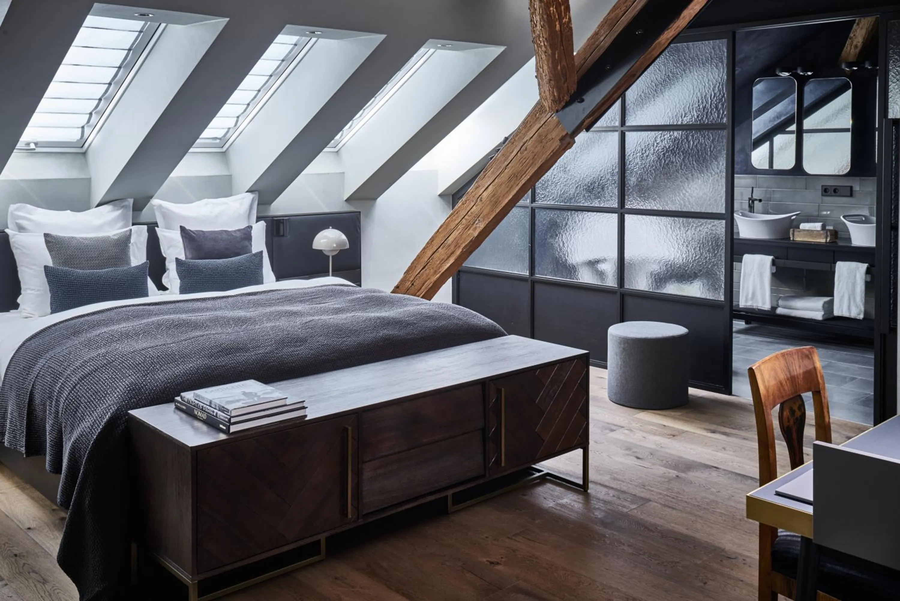 Bedroom, Bed in Hotel Liberty Offenburg