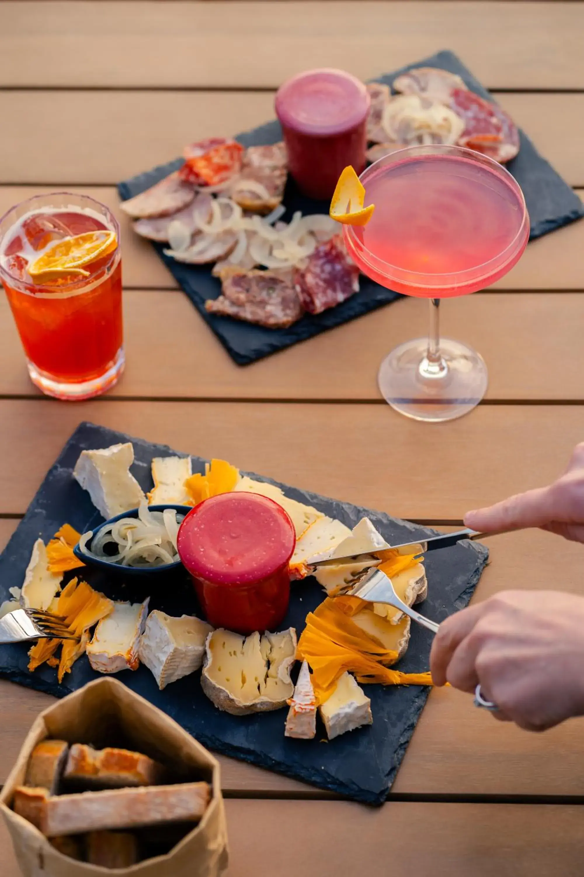 Restaurant/places to eat in The People Le Havre Restaurant/places to eat in The People Le Havre