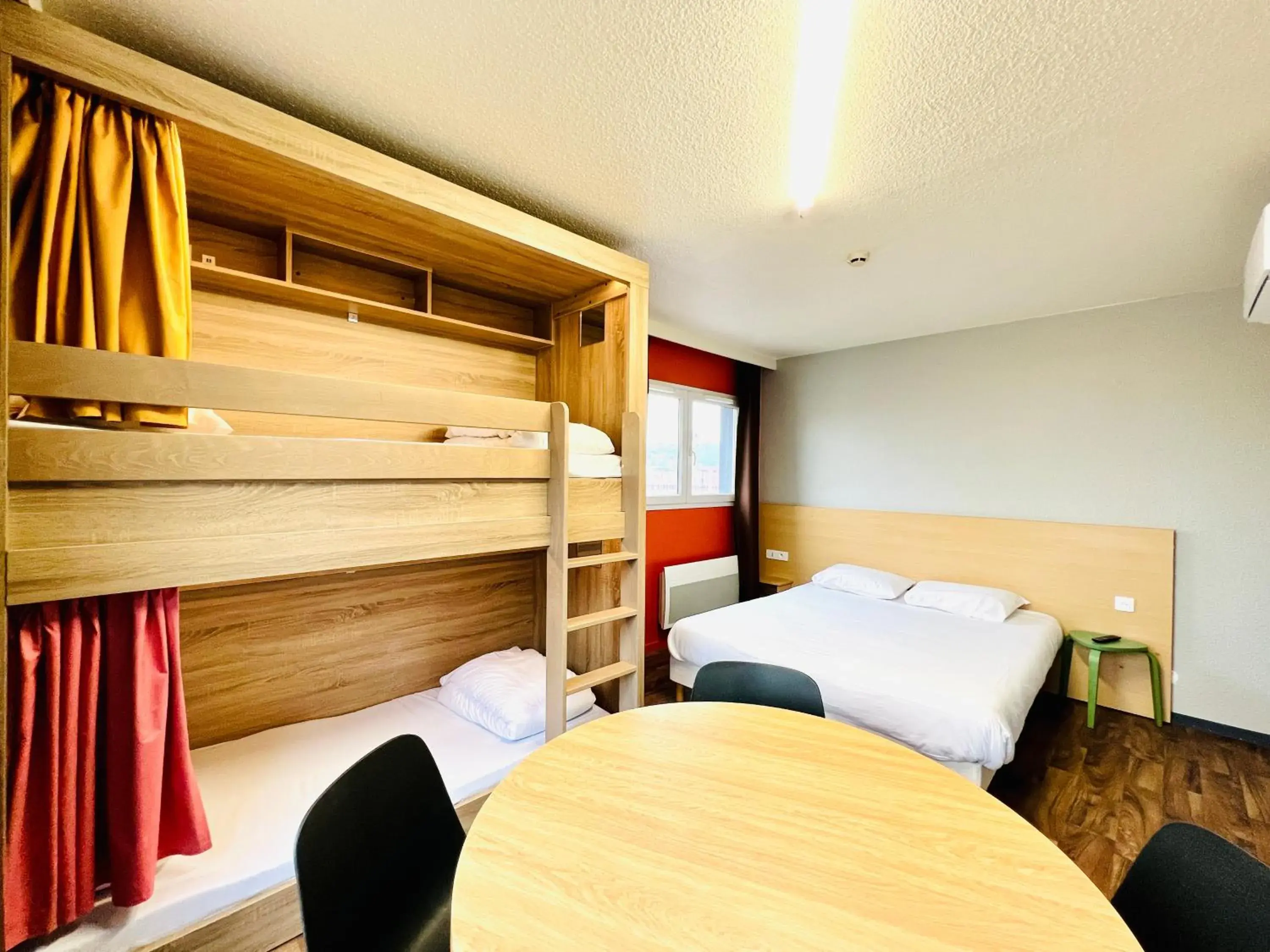 Bedroom, Bed in The People Le Havre Bedroom, Bed in The People Le Havre