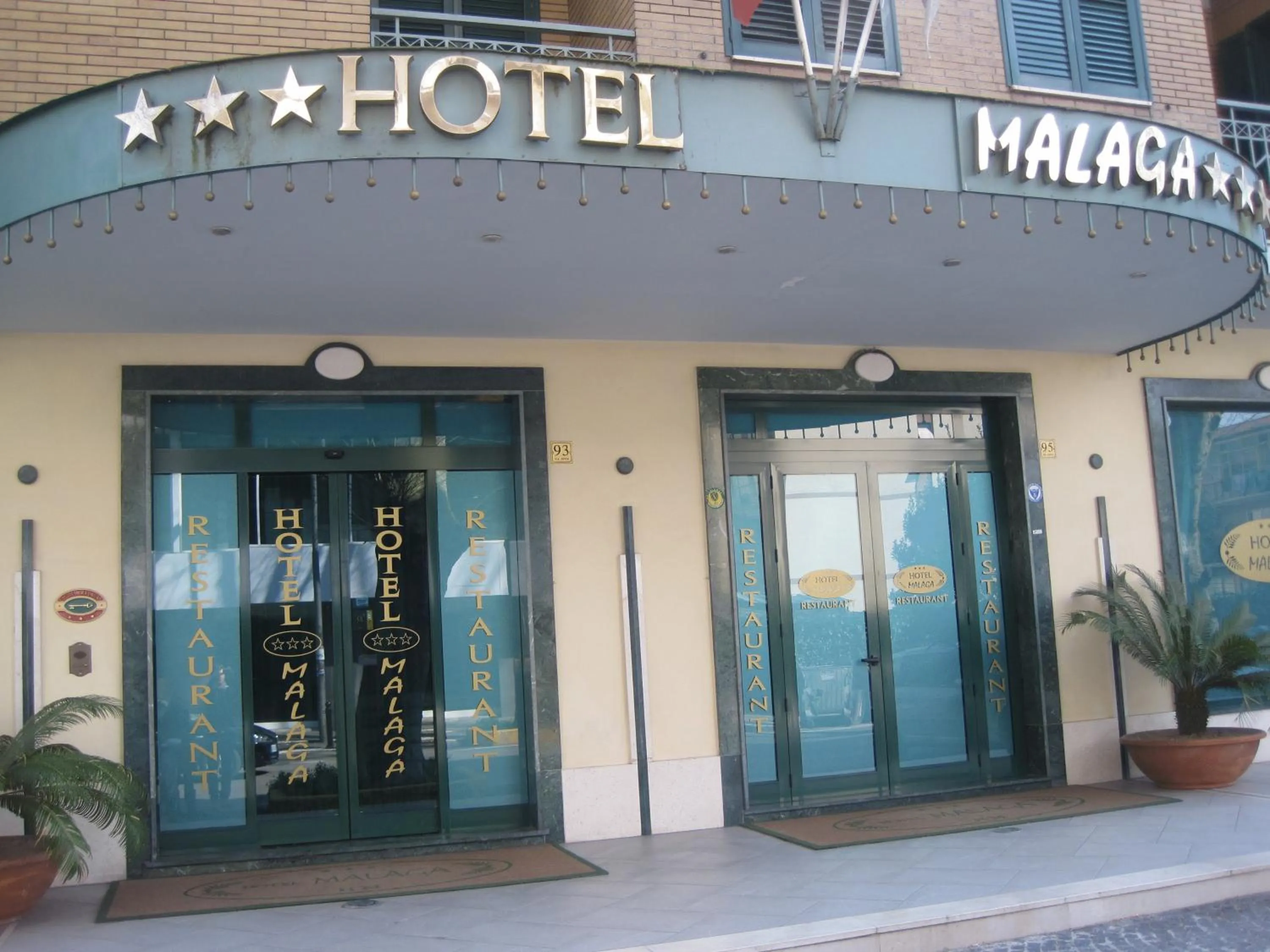 Facade/entrance in Hotel Malaga