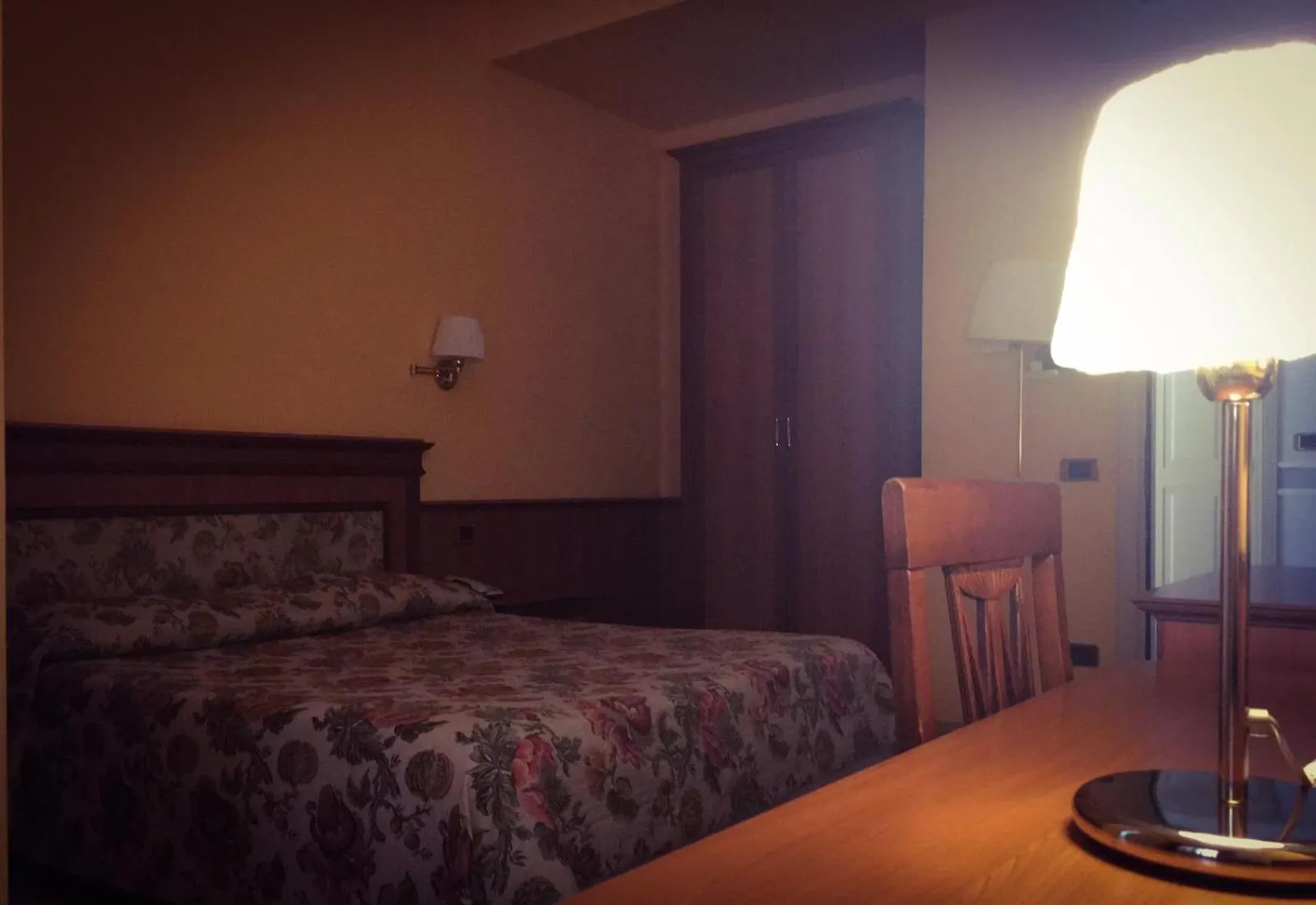 Bedroom, Bed in Hotel Malaga