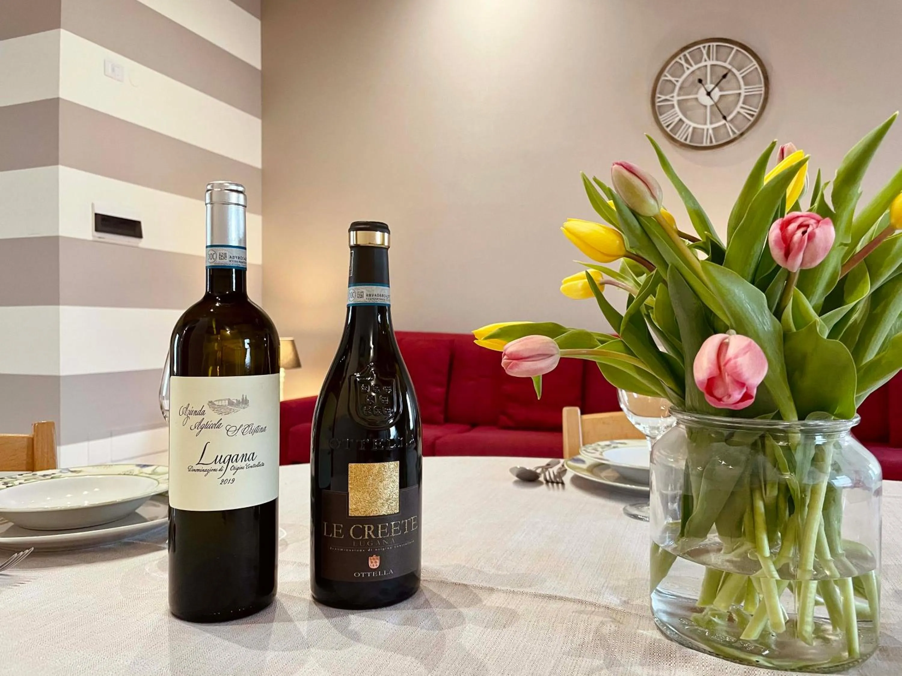Dining area in Bertoletta Village Apartments