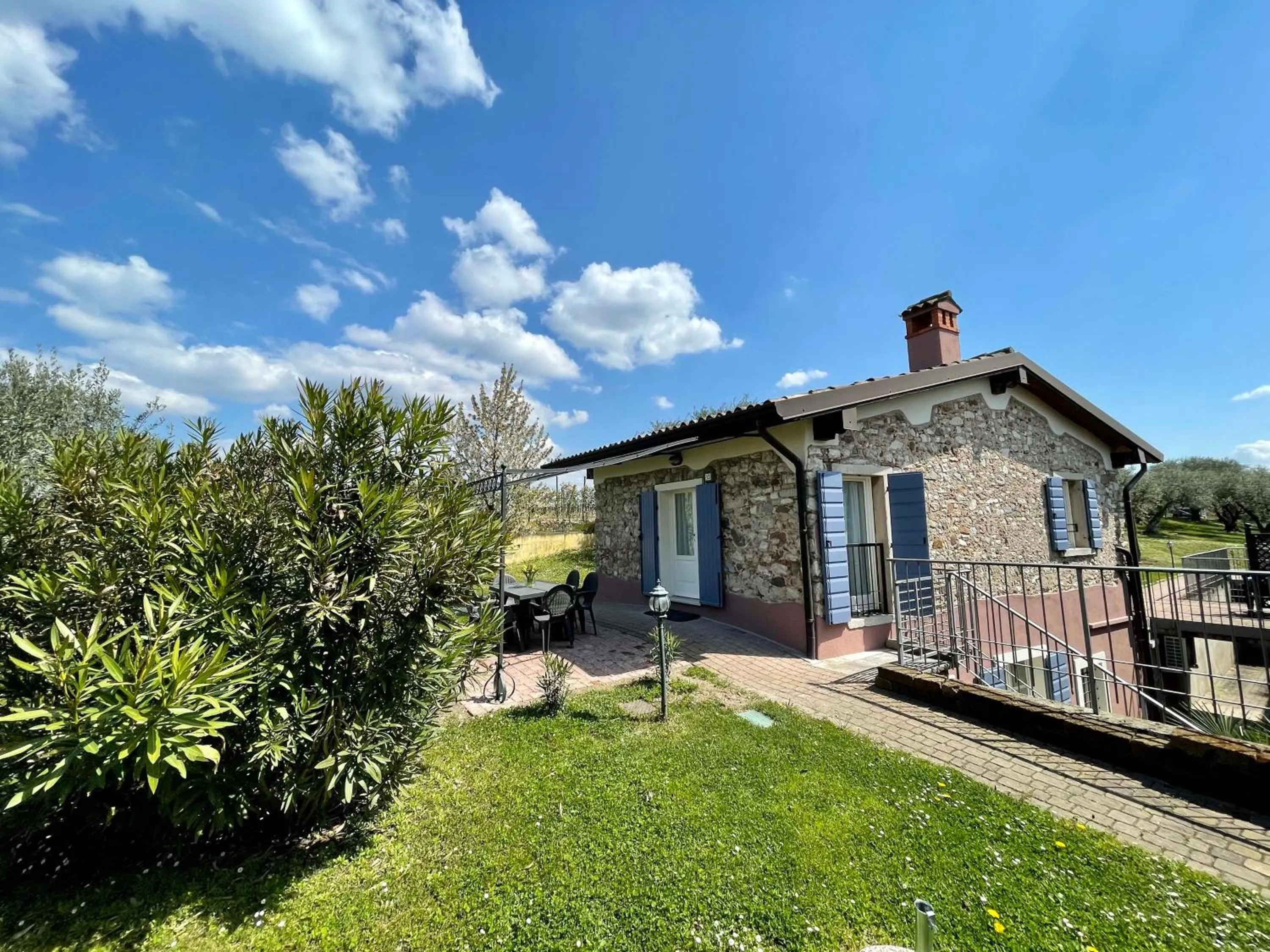 Property building in Bertoletta Village Apartments