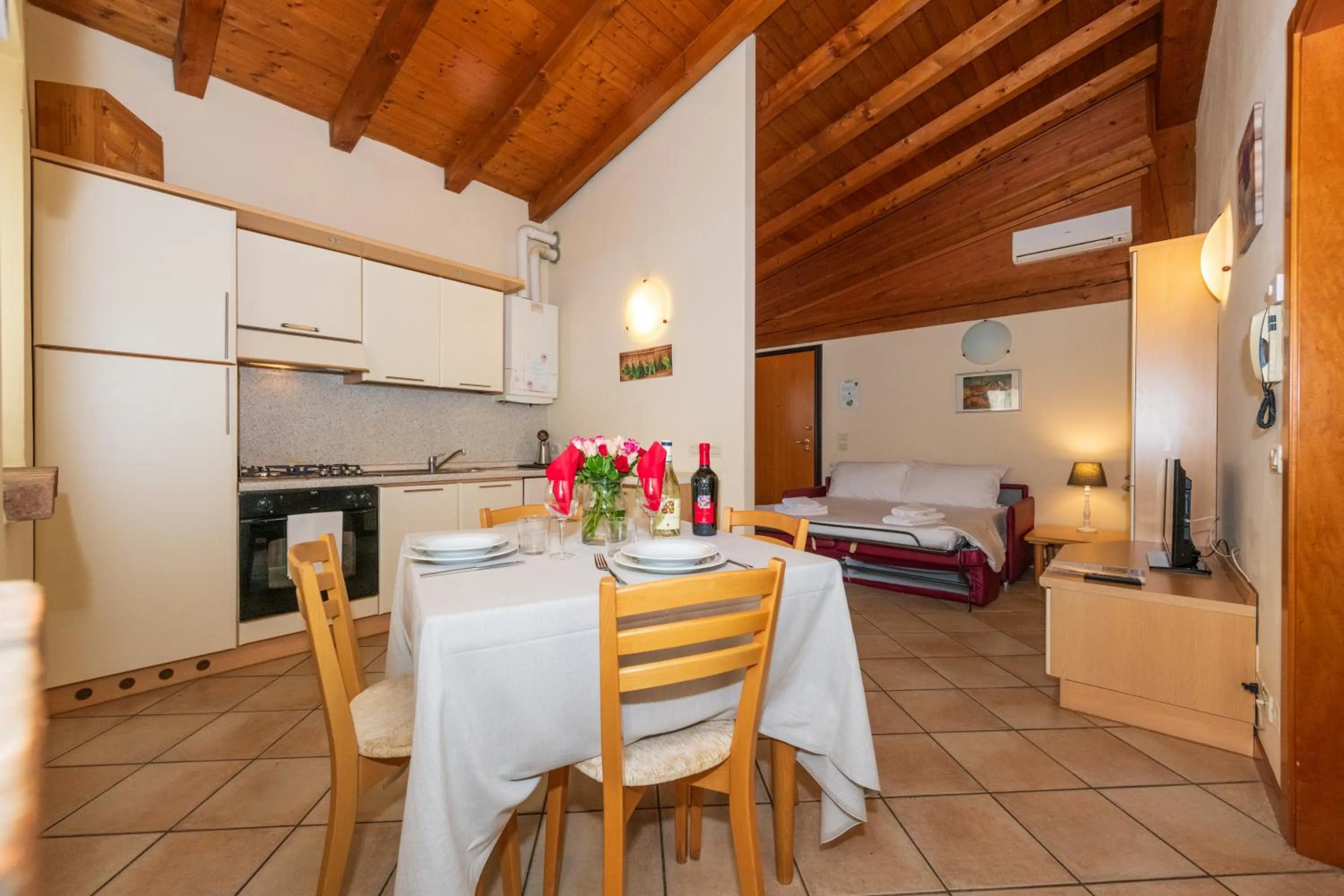 Kitchen or kitchenette in Bertoletta Village Apartments