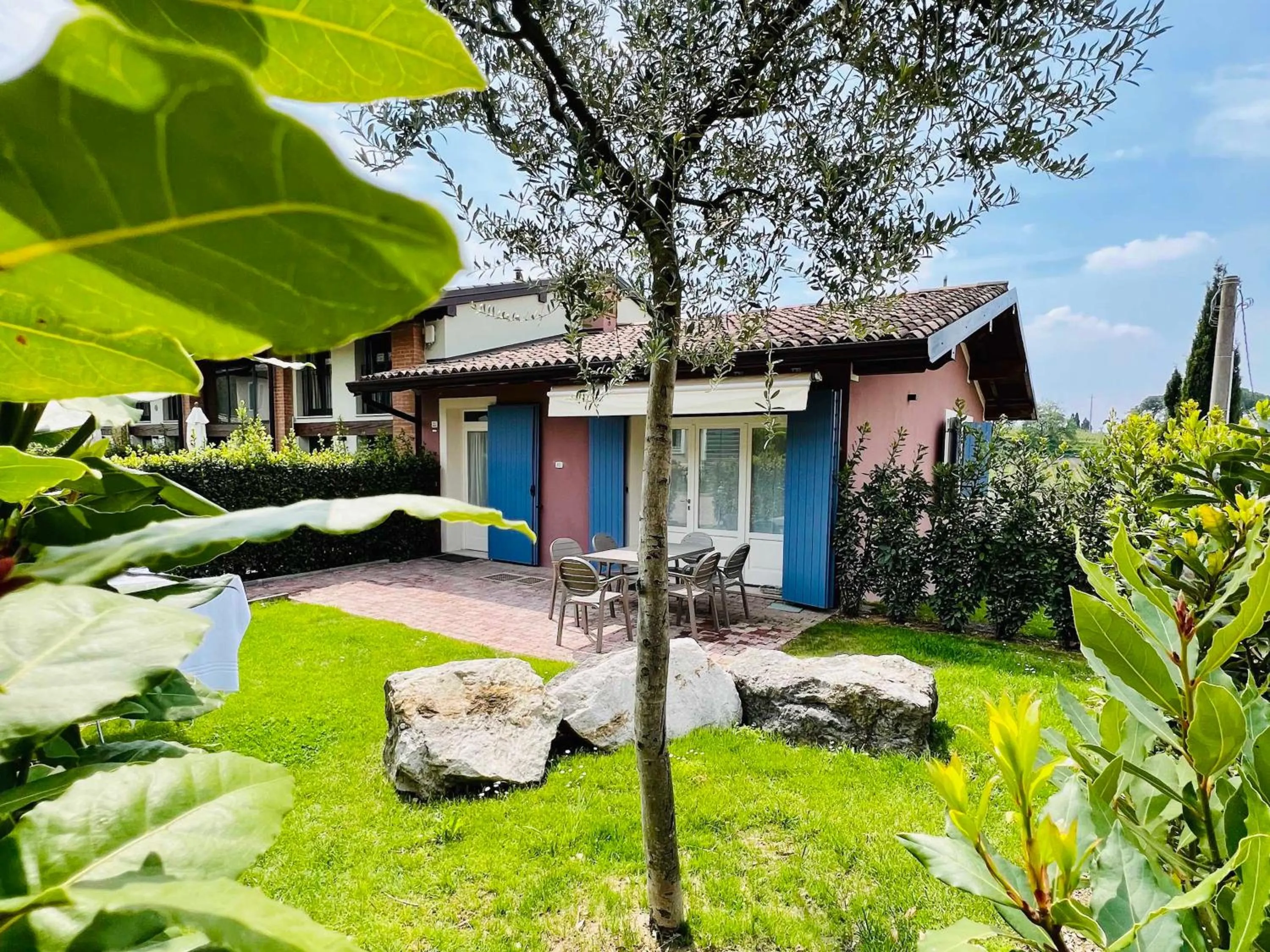 Property building in Bertoletta Village Apartments