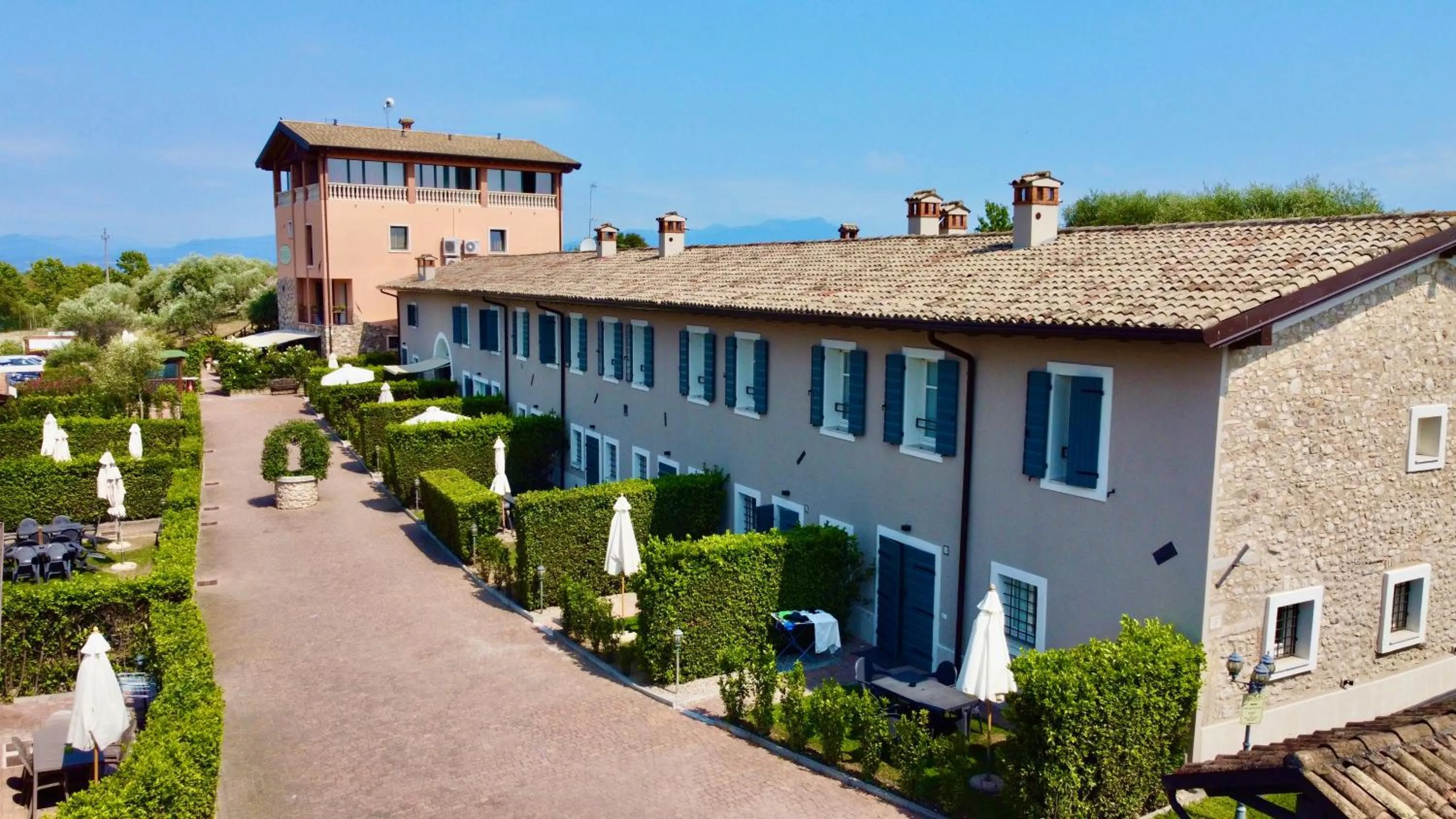 Property building in Bertoletta Village Apartments