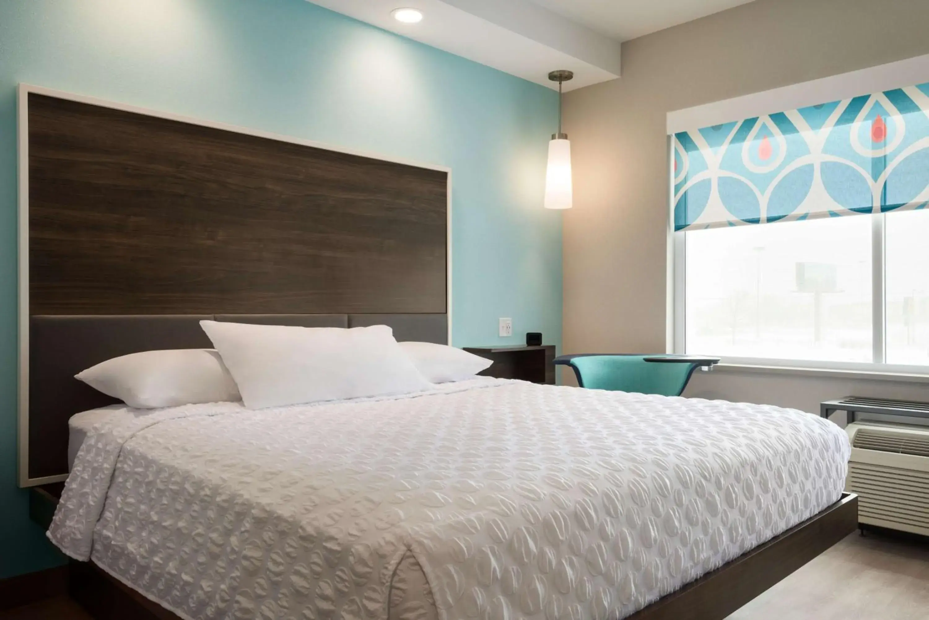 Bed in Tru By Hilton Cedar Rapids Westdale Bed in Tru By Hilton Cedar Rapids Westdale