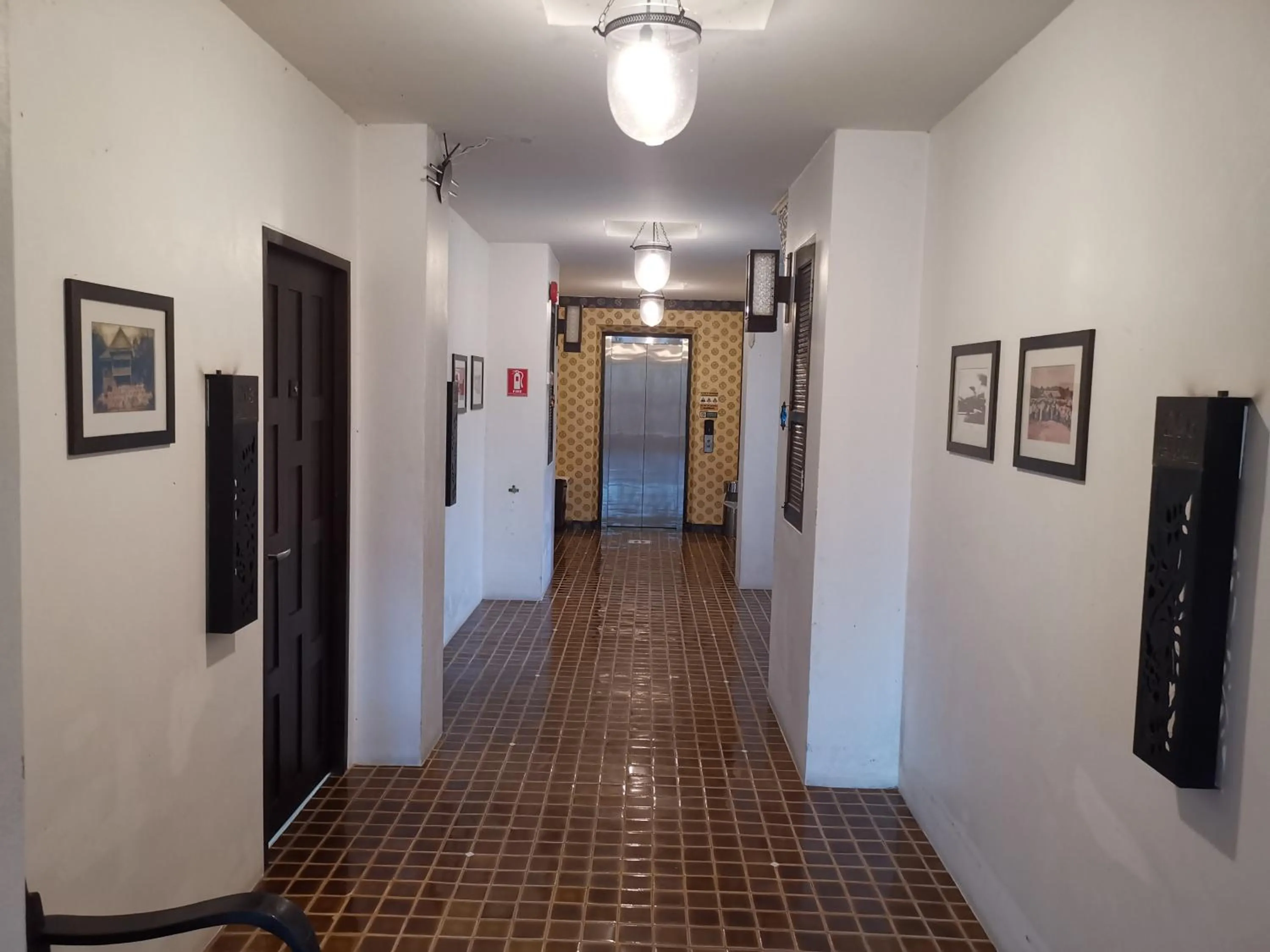 elevator in Dee Andaman Hotel