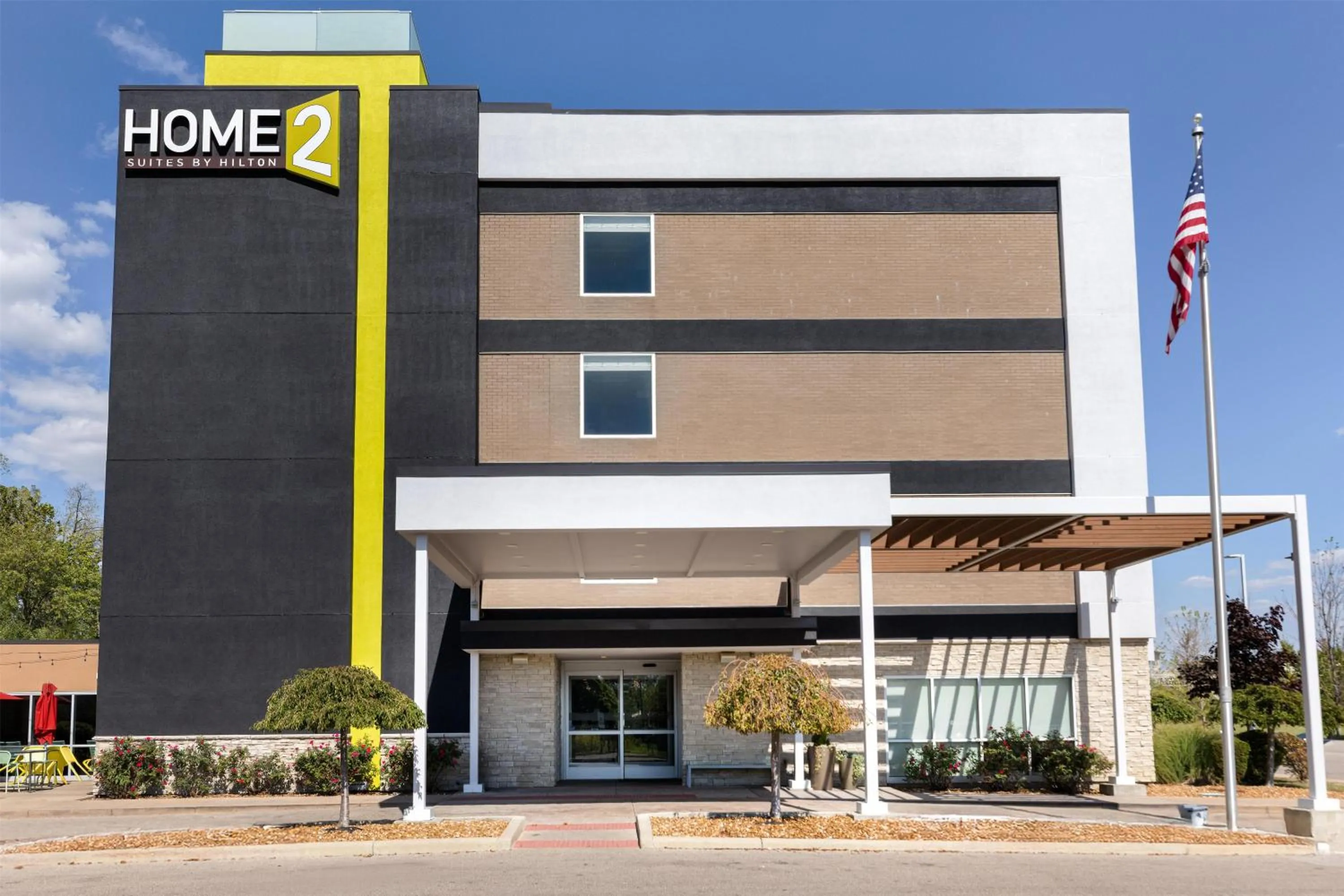 Property building in Home2 Suites By Hilton Dayton Vandalia