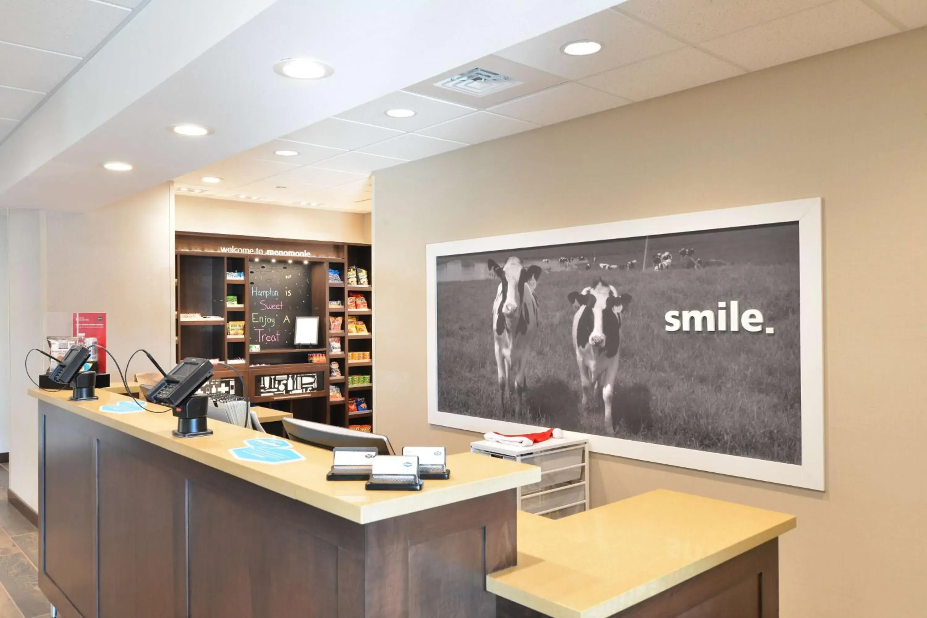 Lobby or reception in Hampton Inn & Suites Menomonie-UW Stout Lobby or reception in Hampton Inn & Suites Menomonie-UW Stout