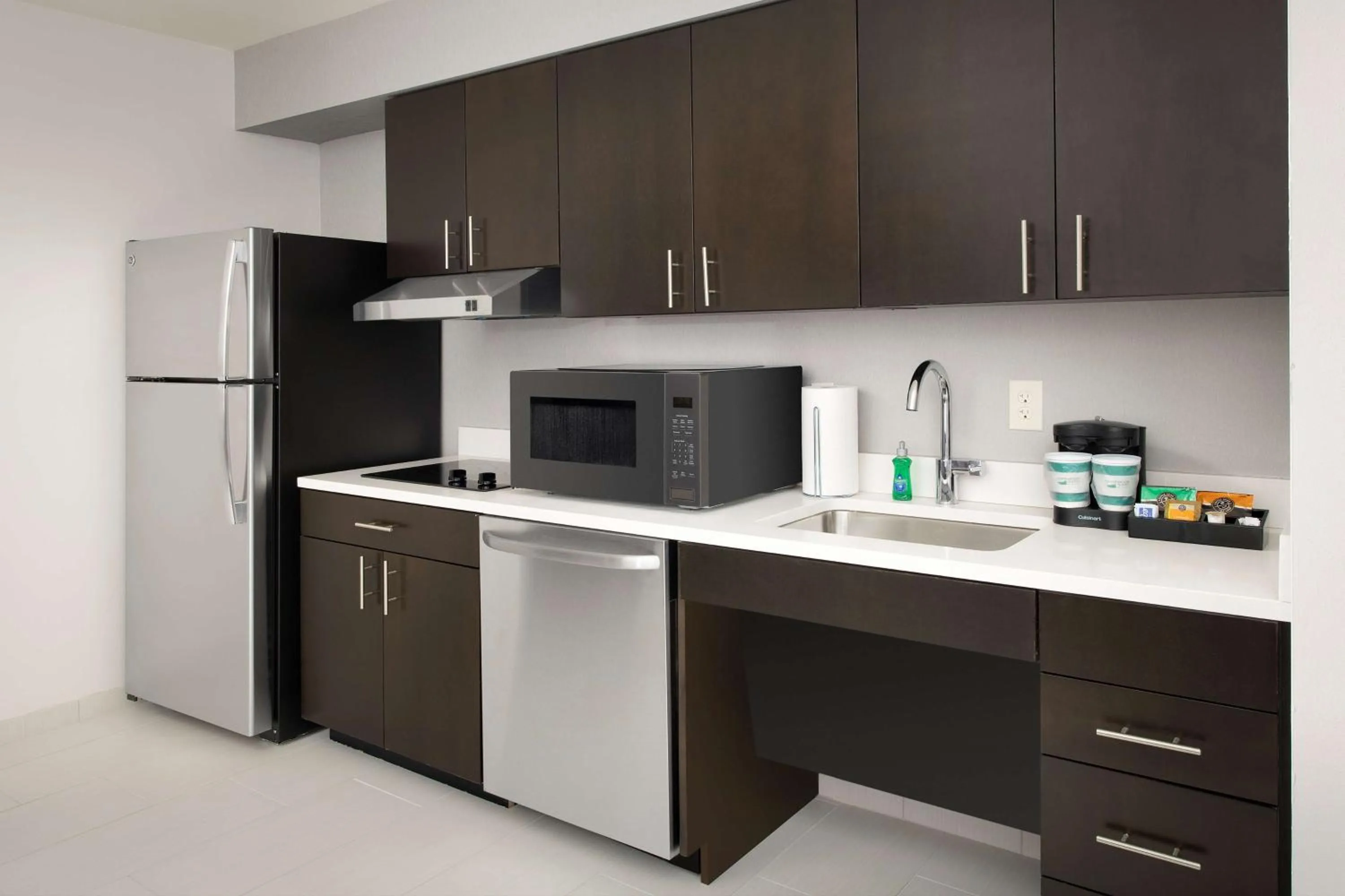 Coffee/tea facilities in Homewood Suites By Hilton Kansas City Speedway