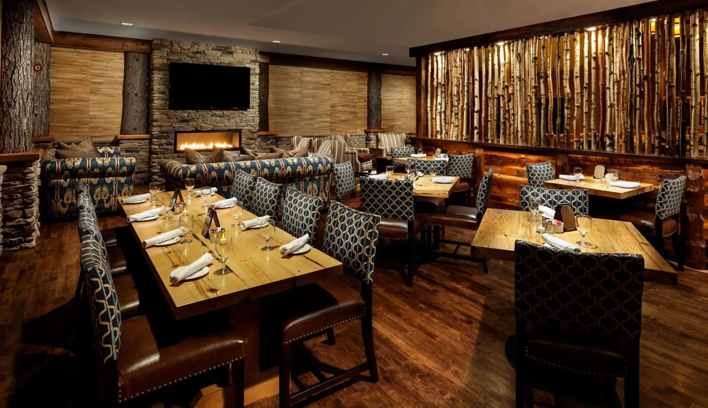 Restaurant/places to eat in Tailwater Lodge Altmar, Tapestry Collection By Hilton Restaurant/places to eat in Tailwater Lodge Altmar, Tapestry Collection By Hilton