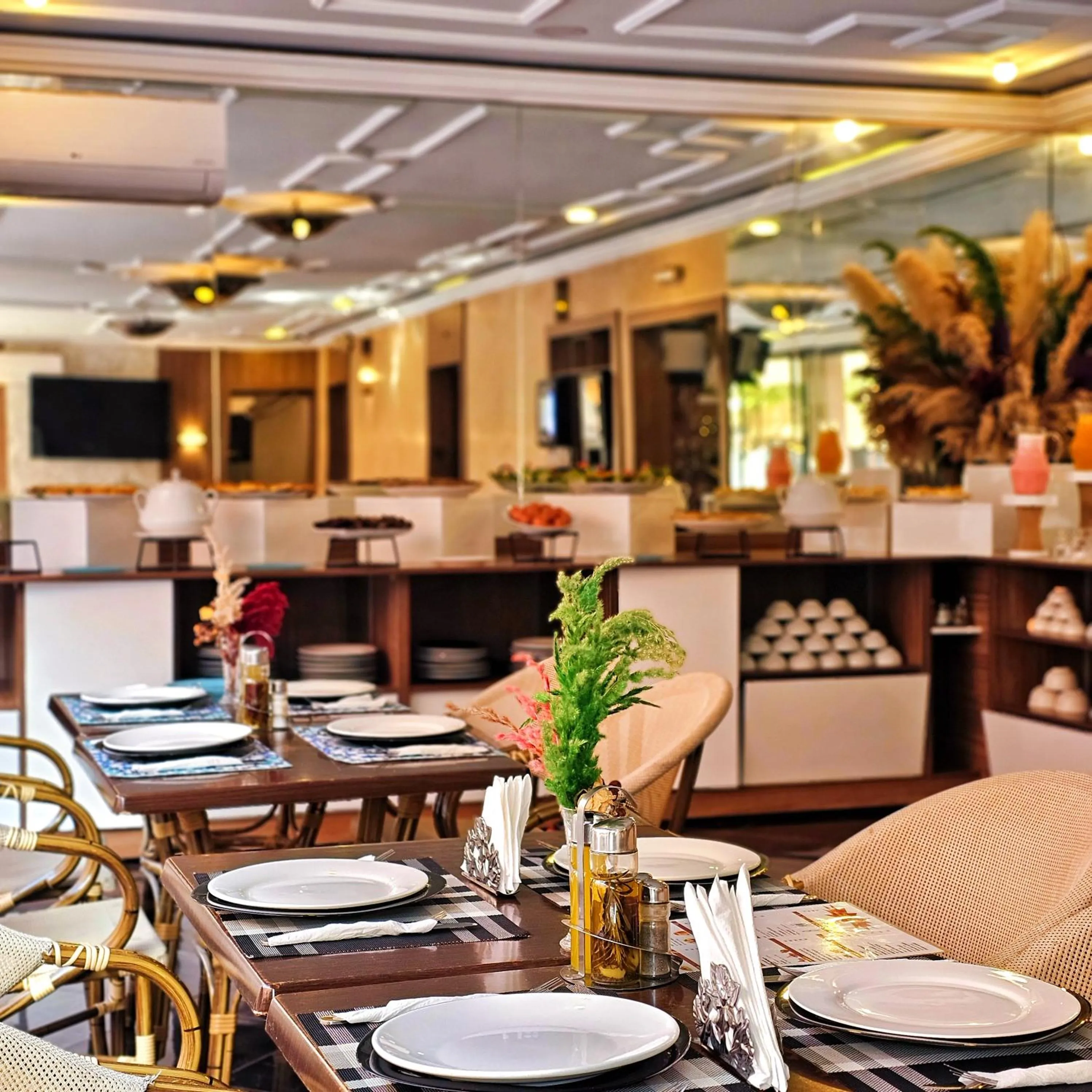 Hotel EZZAHIA by HMS