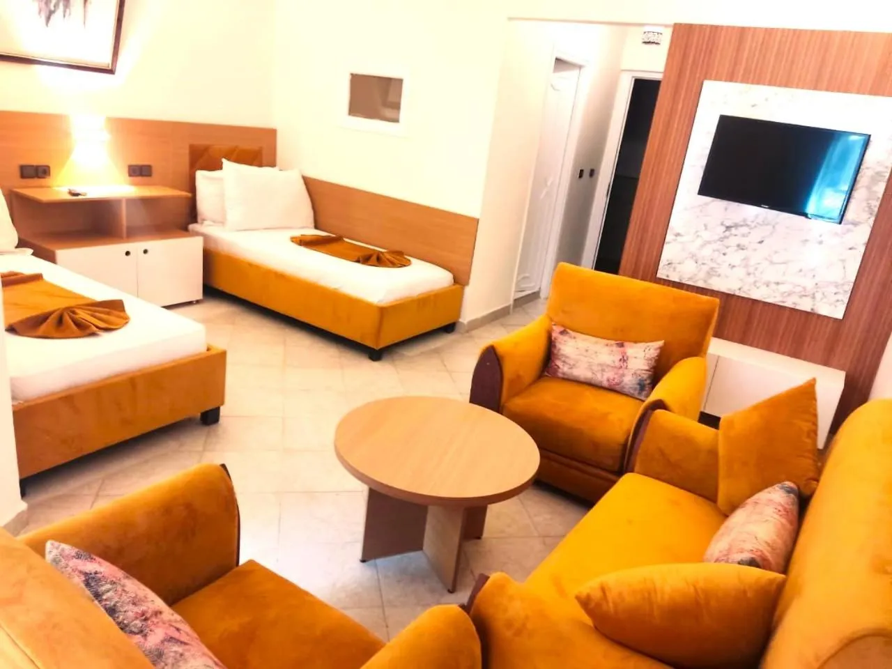 Hotel EZZAHIA by HMS