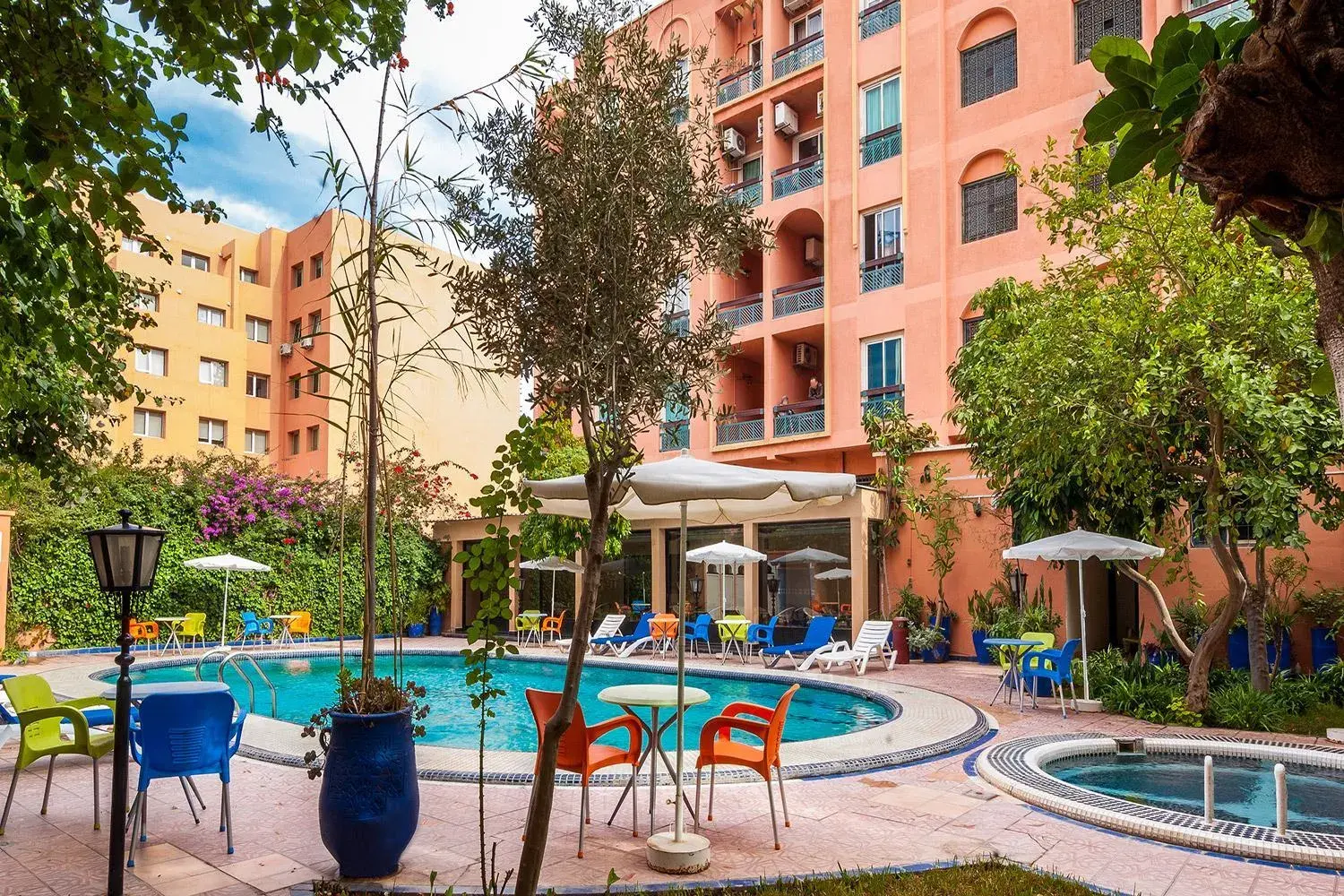 Patio, Swimming Pool in Résidence-hotel Ezzahia