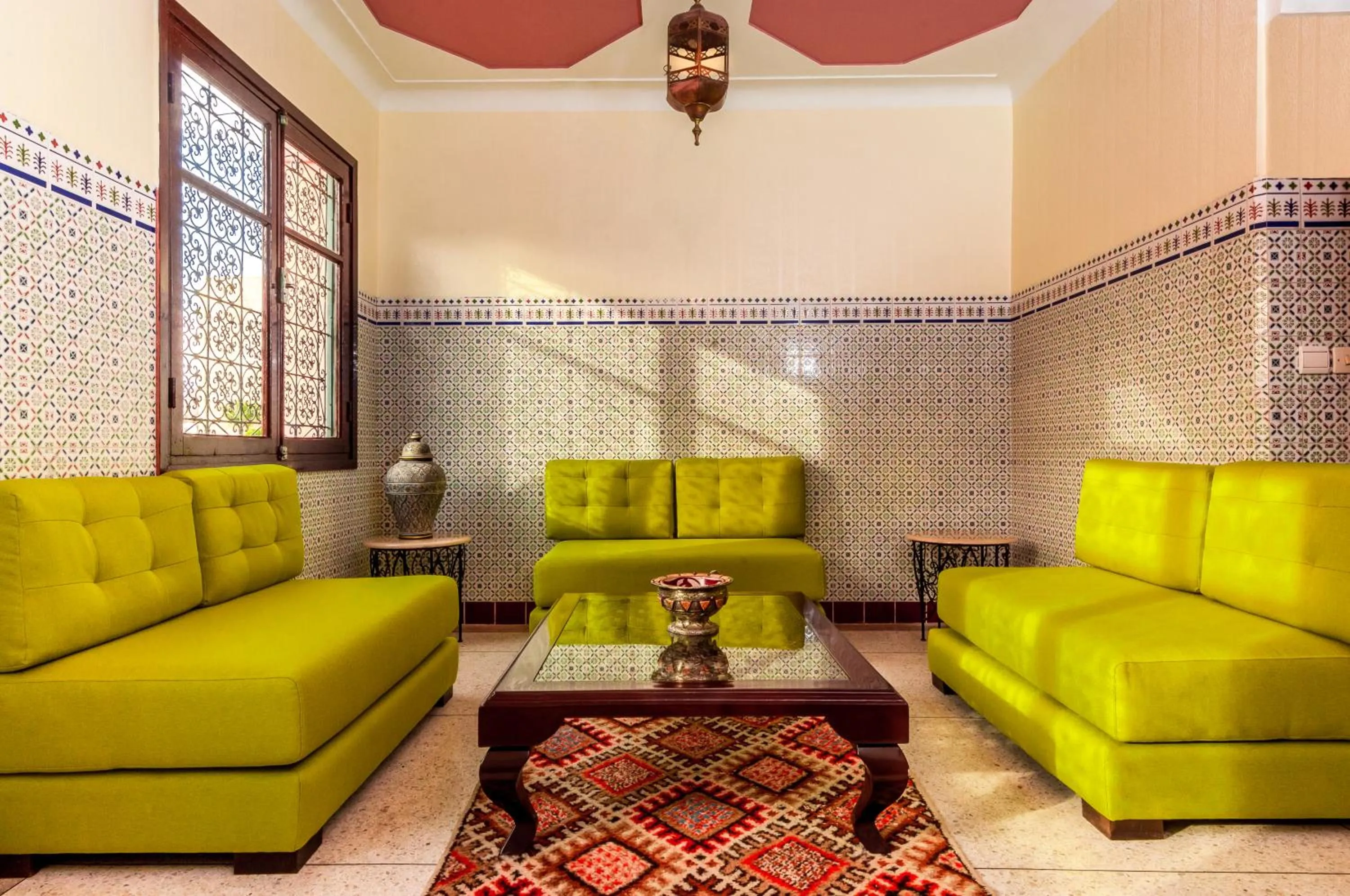 Seating area in Hotel EZZAHIA by HMS