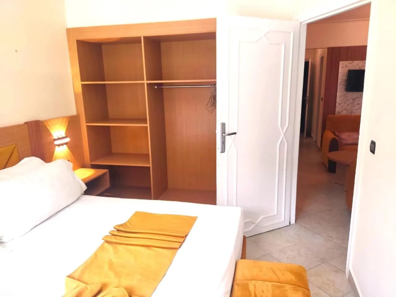 Hotel EZZAHIA by HMS