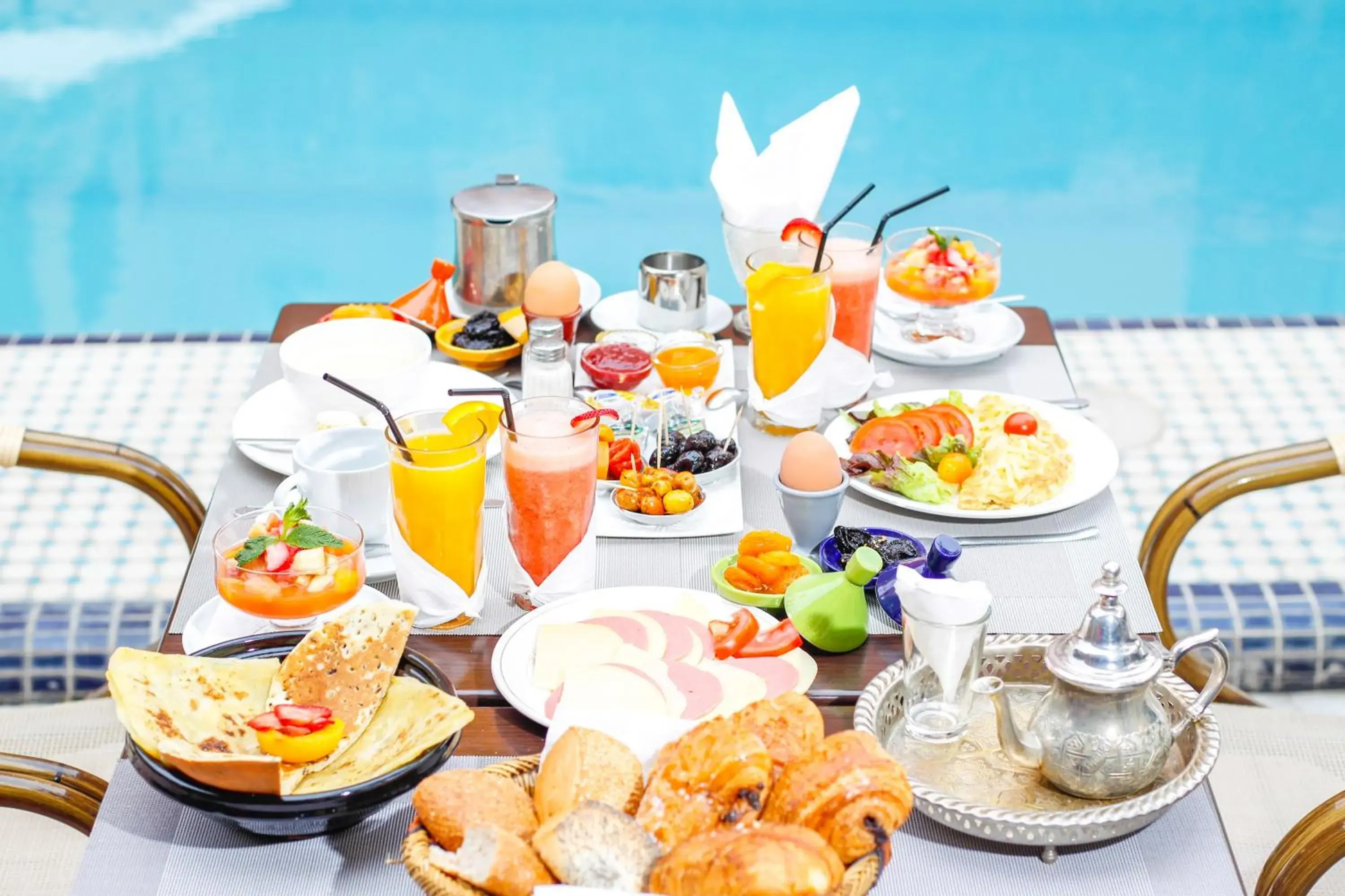 Food and drinks, Breakfast in Résidence-hotel Ezzahia