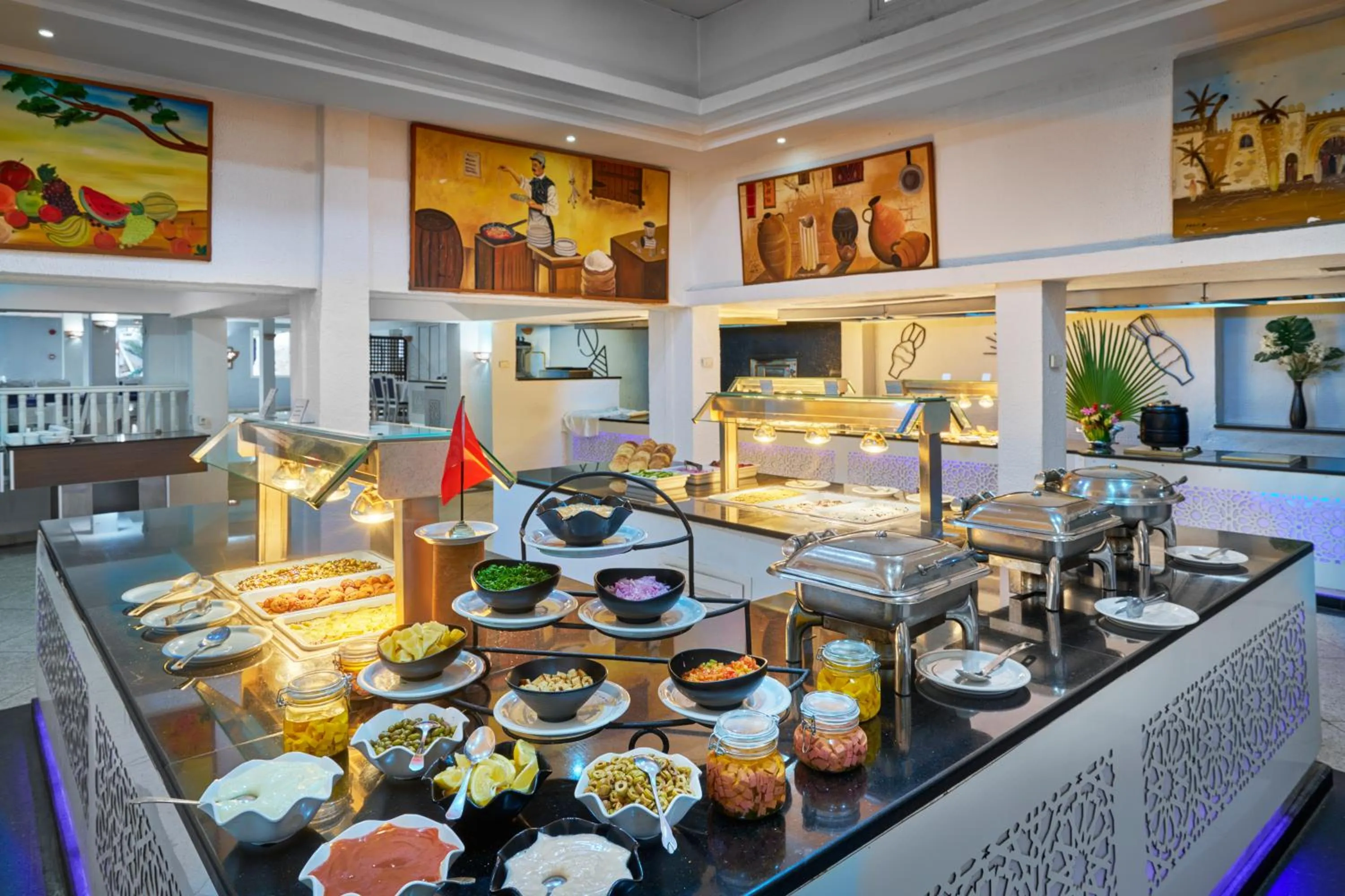 Restaurant/places to eat in Hari Club Beach Resort