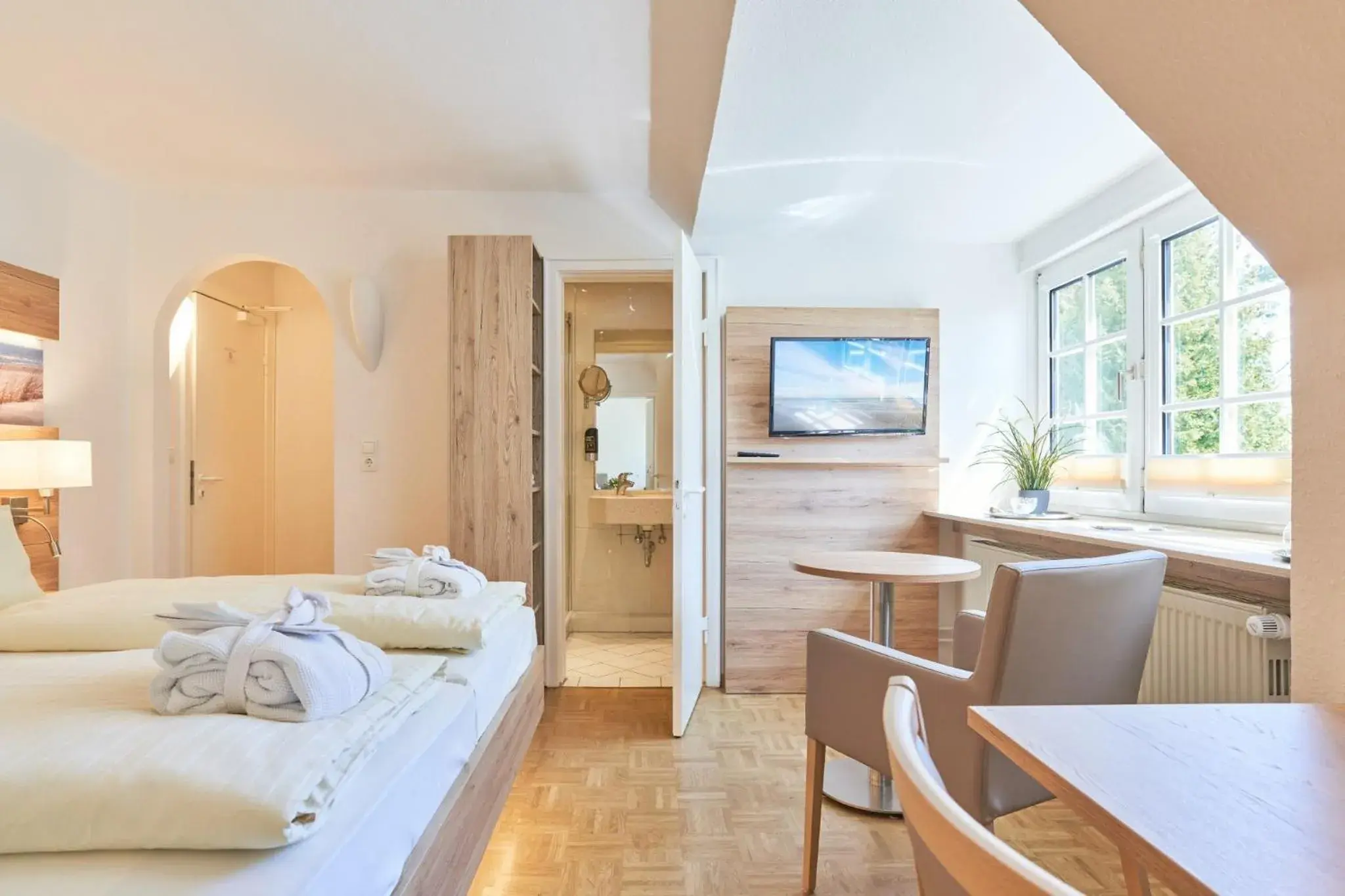 Bedroom in Hotel Weisser Hof