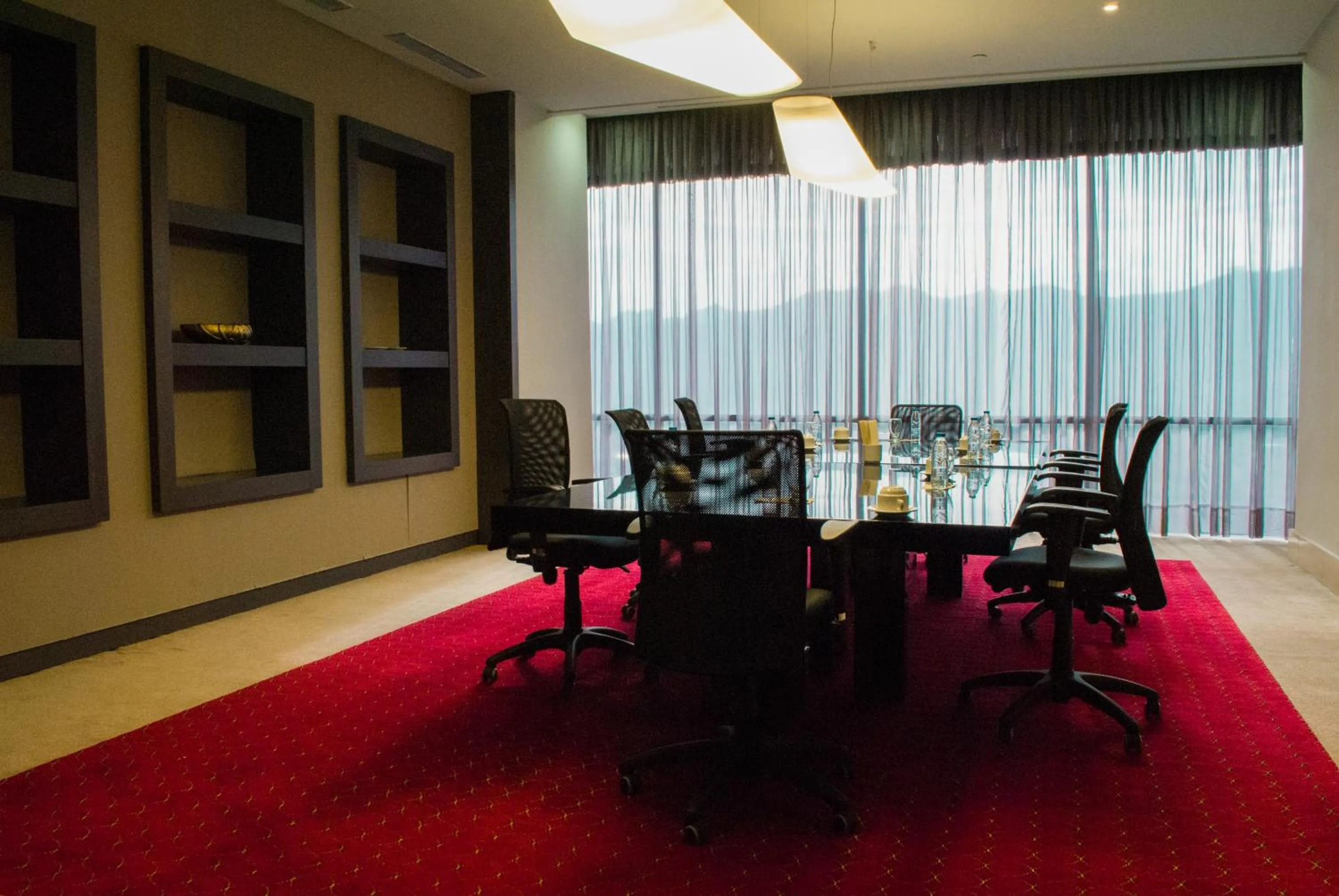 Business facilities in Hesperia WTC Valencia