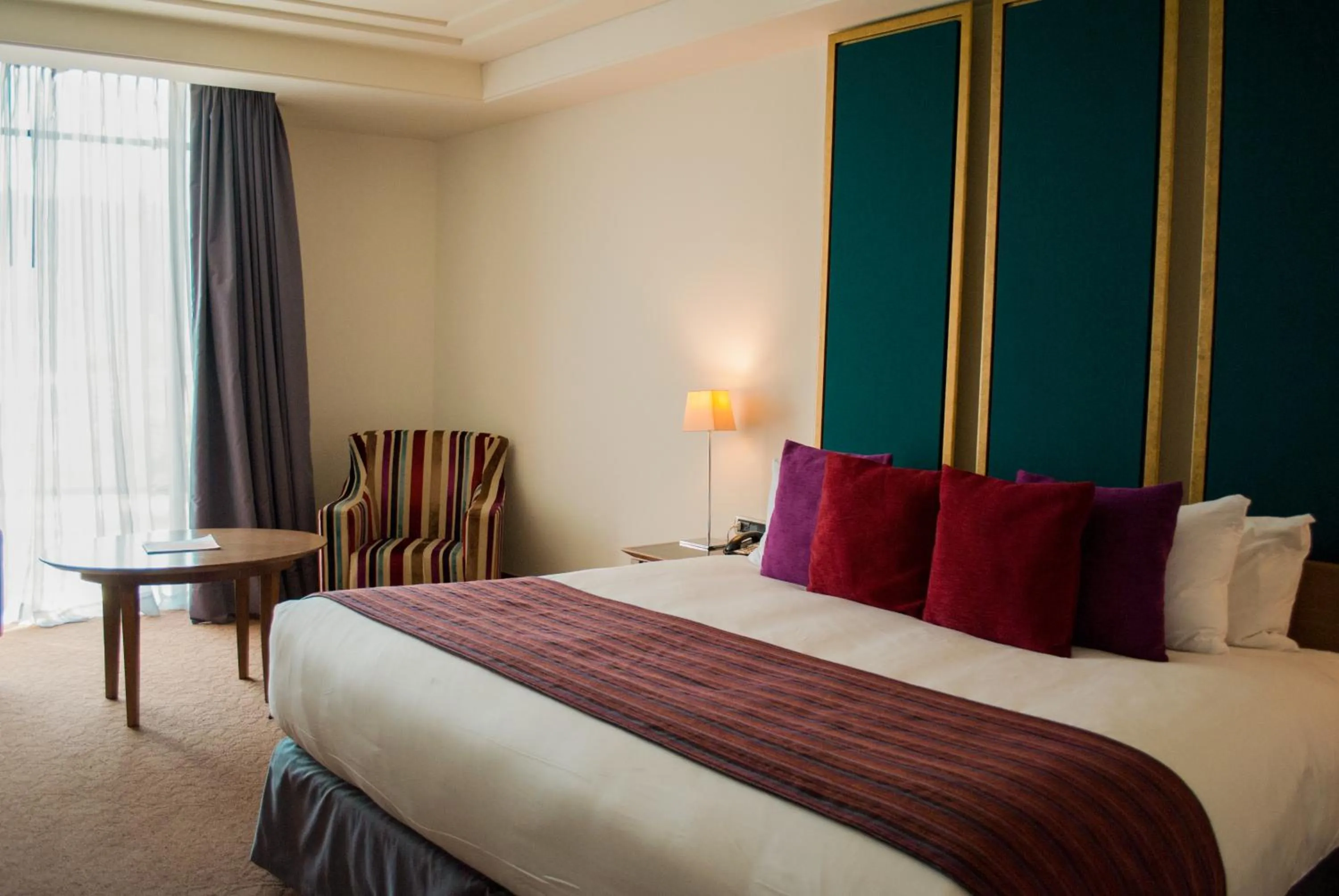 Bed in Hesperia WTC Valencia