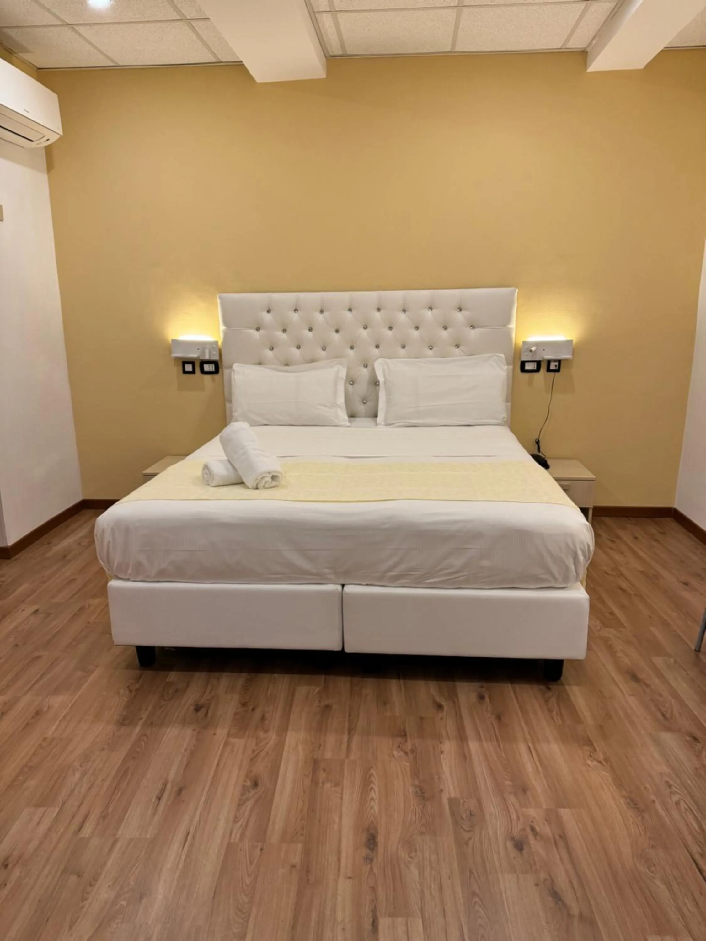 Bed in Hotel Veronese