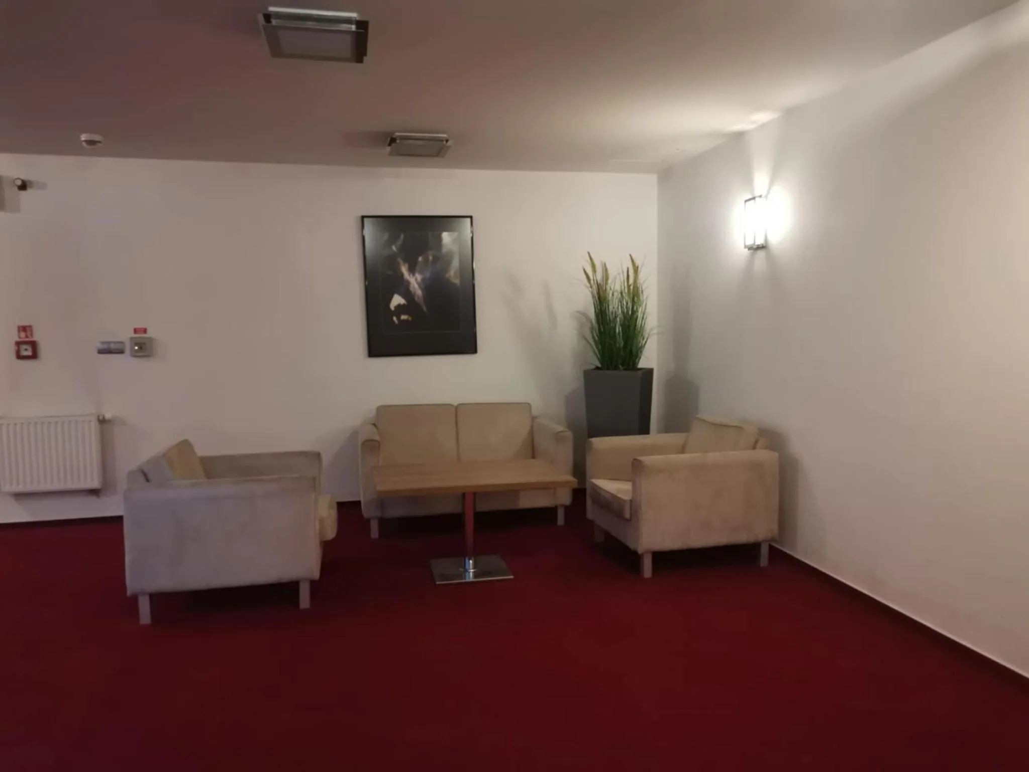 Seating area in Hotel Monde