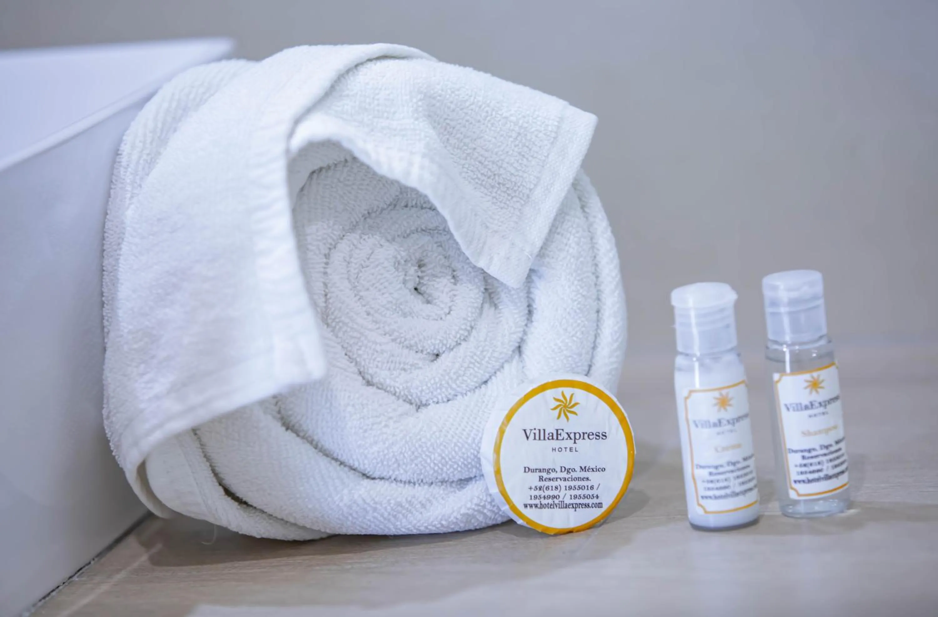 towels in Hotel Villa Express Durango