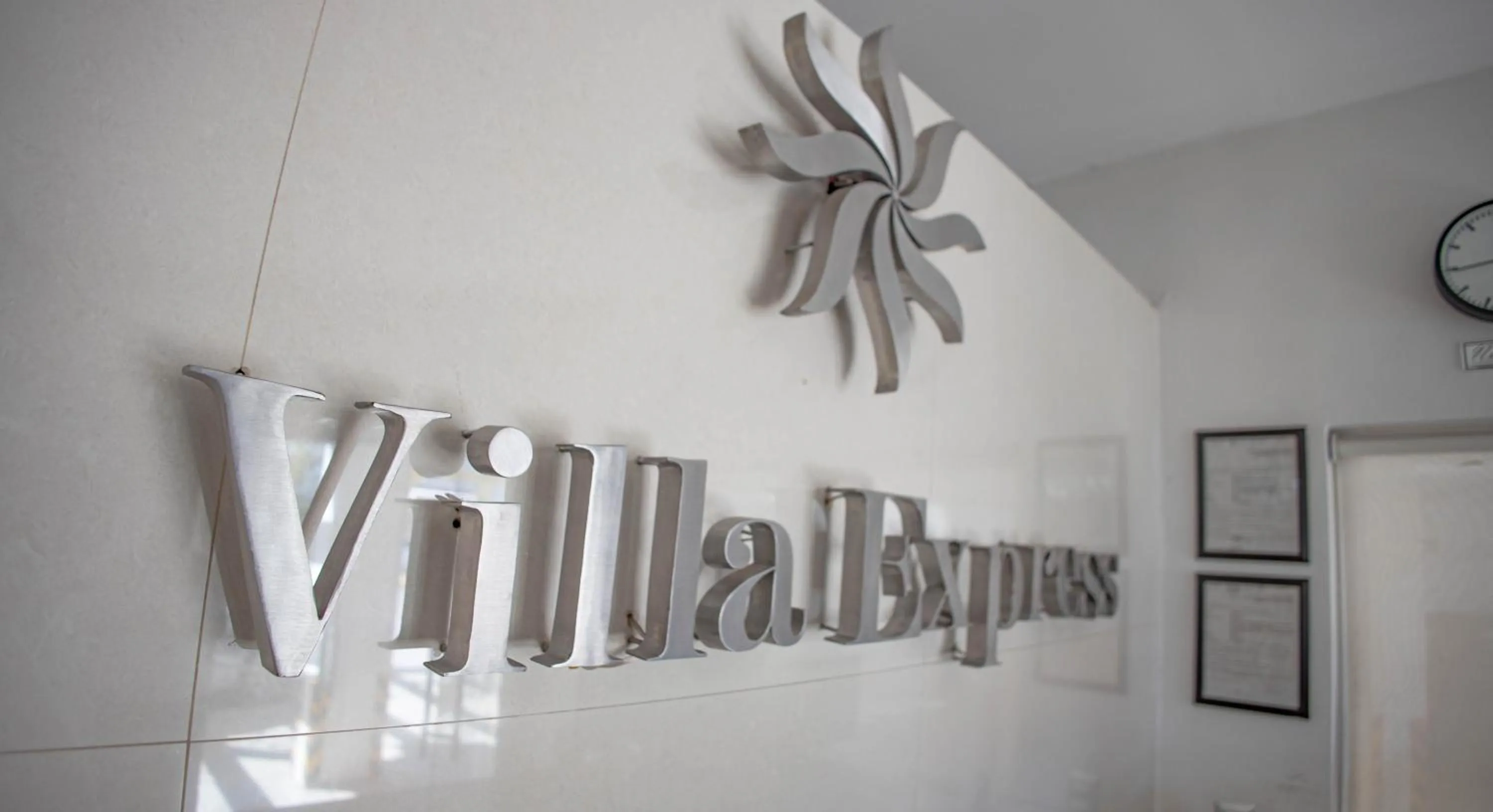 Property logo or sign in Hotel Villa Express Durango