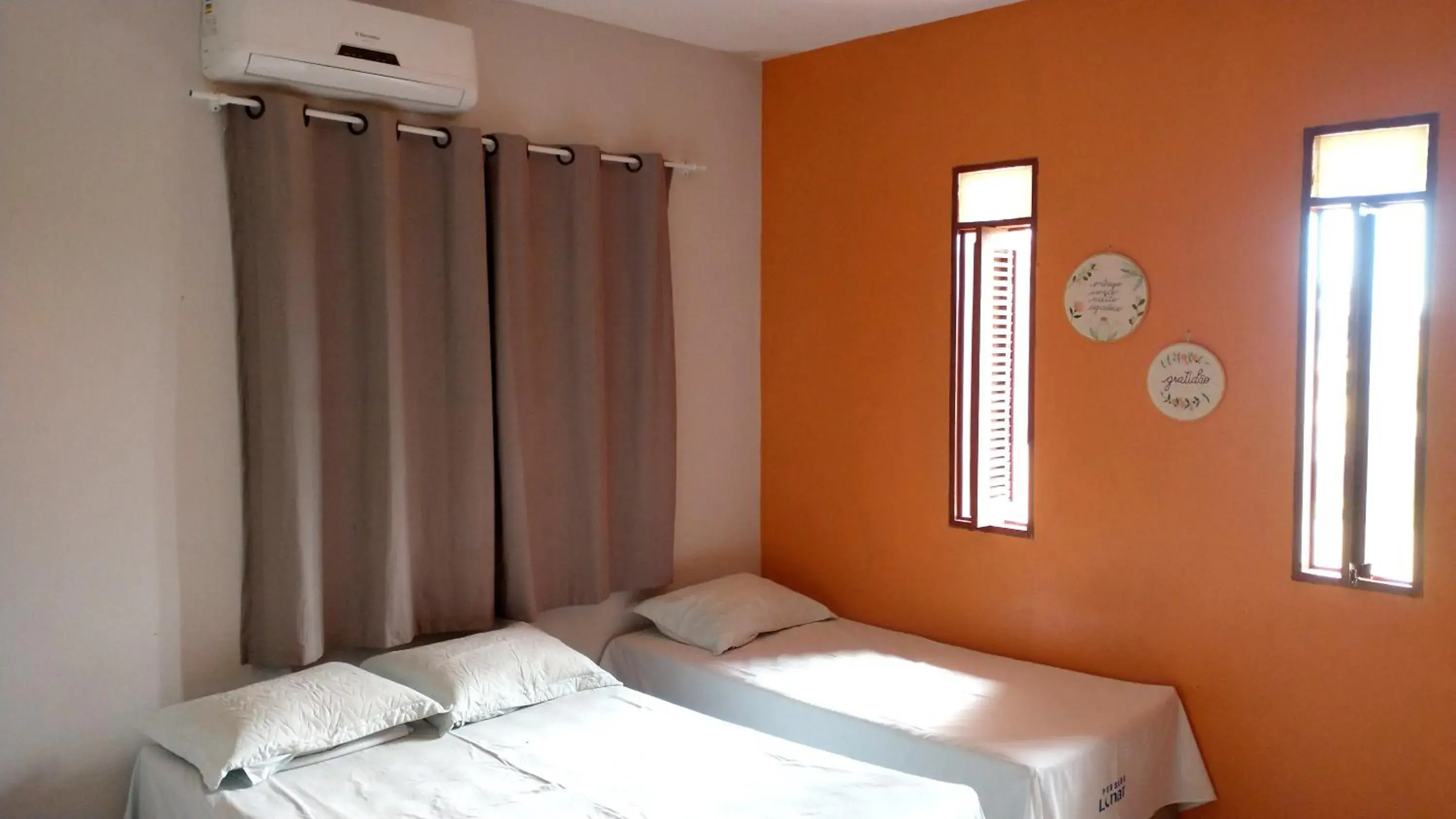 Quadruple Room in Pousada Lunar Quadruple Room in Pousada Lunar