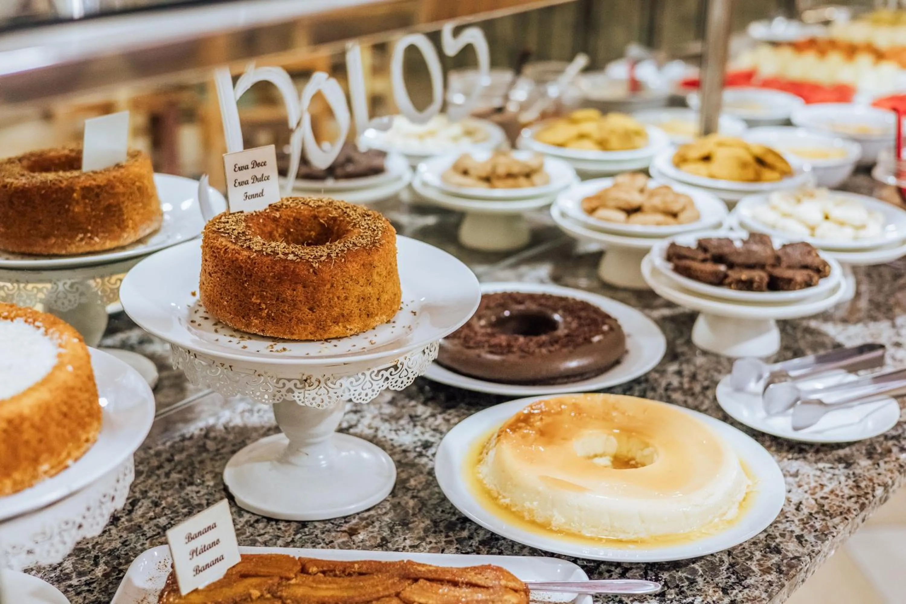 Food and drinks in VELINN Pousada Casa de Pedra Ilhabela